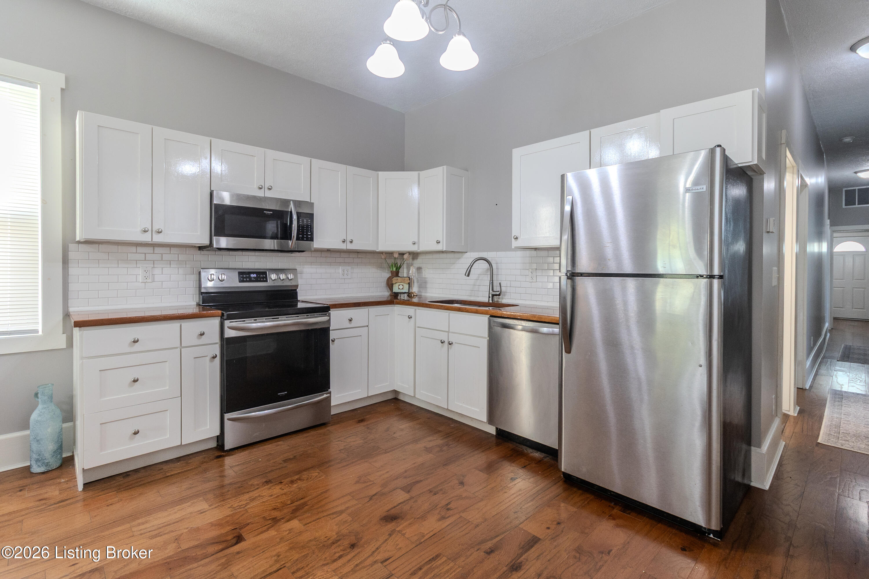 468 E Brandeis Ave Property Photo 10