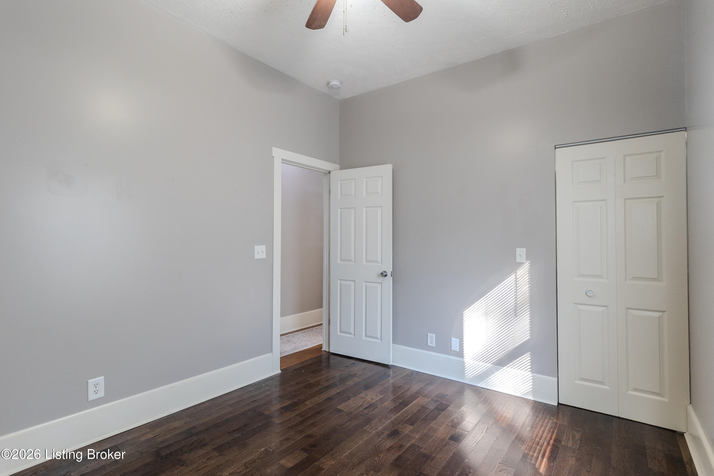 468 E Brandeis Ave Property Photo 14