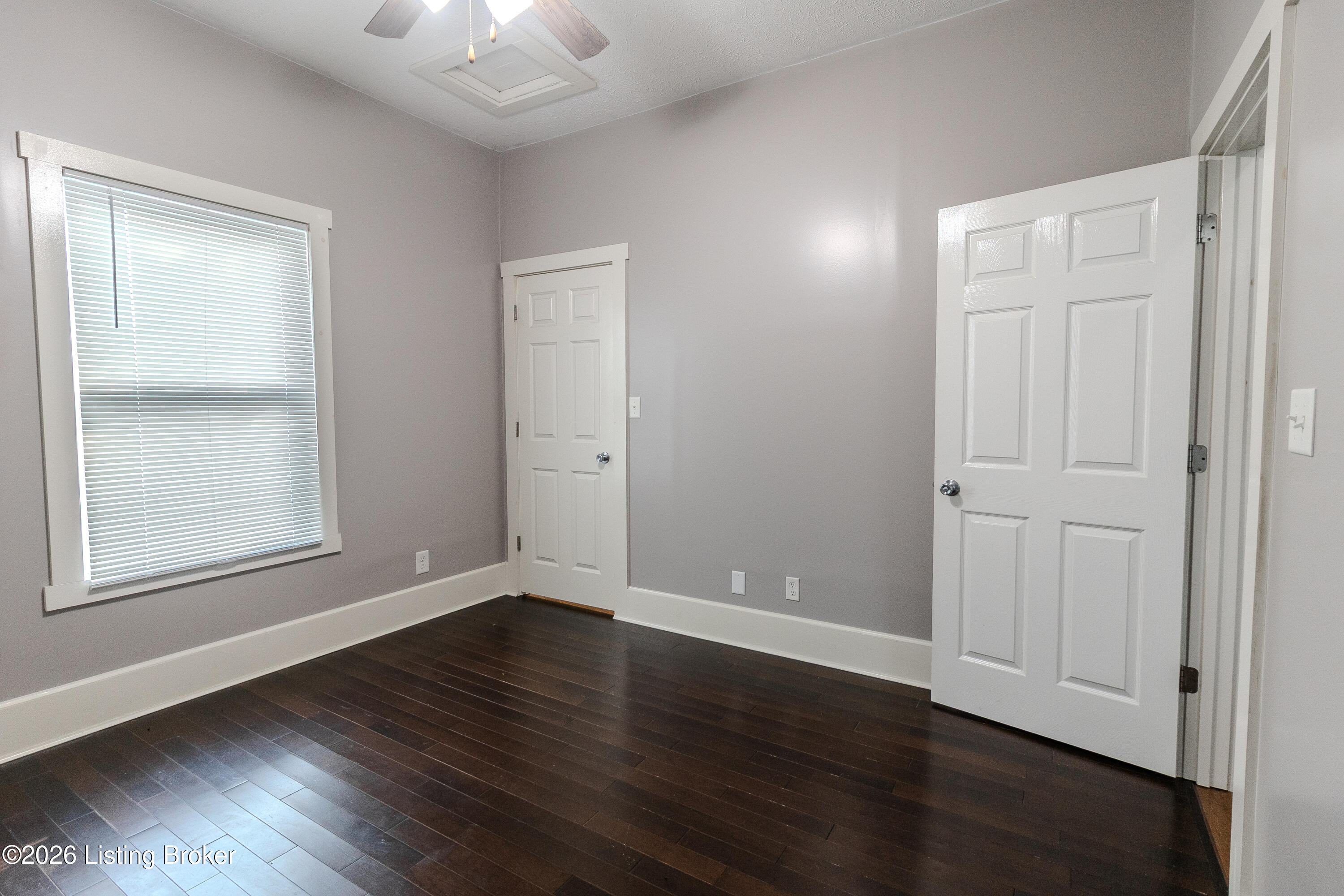 468 E Brandeis Ave Property Photo 17