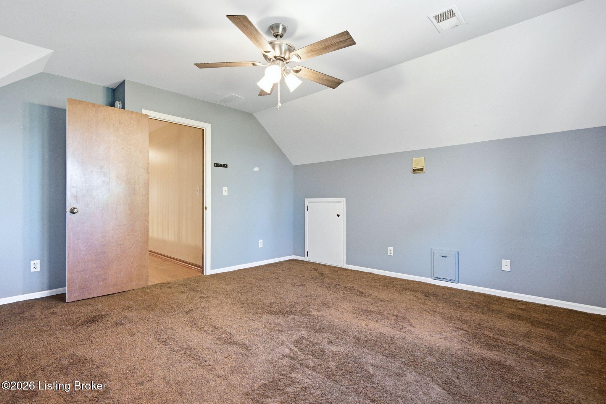 2100 Walnut Rd Property Photo 37