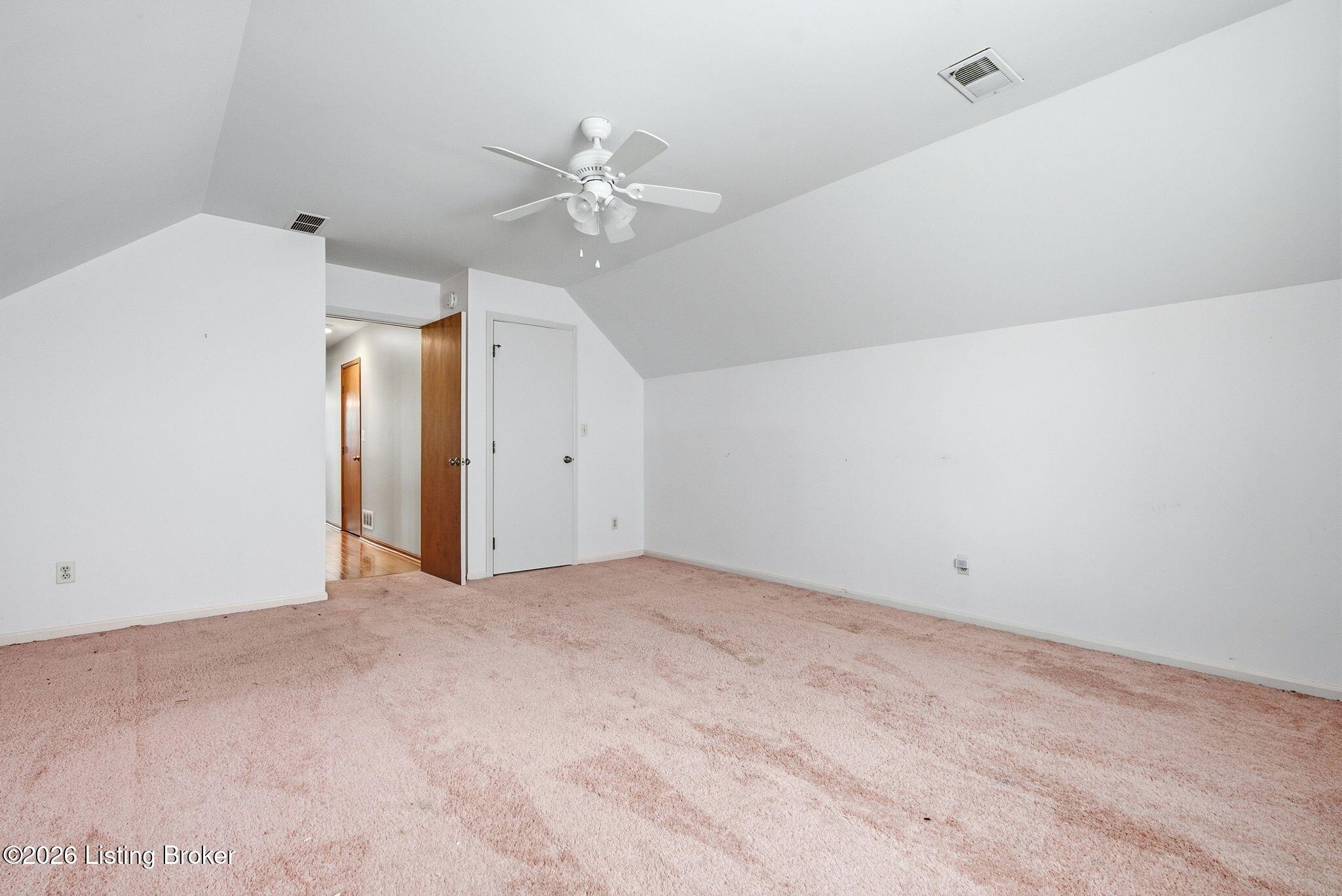 2100 Walnut Rd Property Photo 42