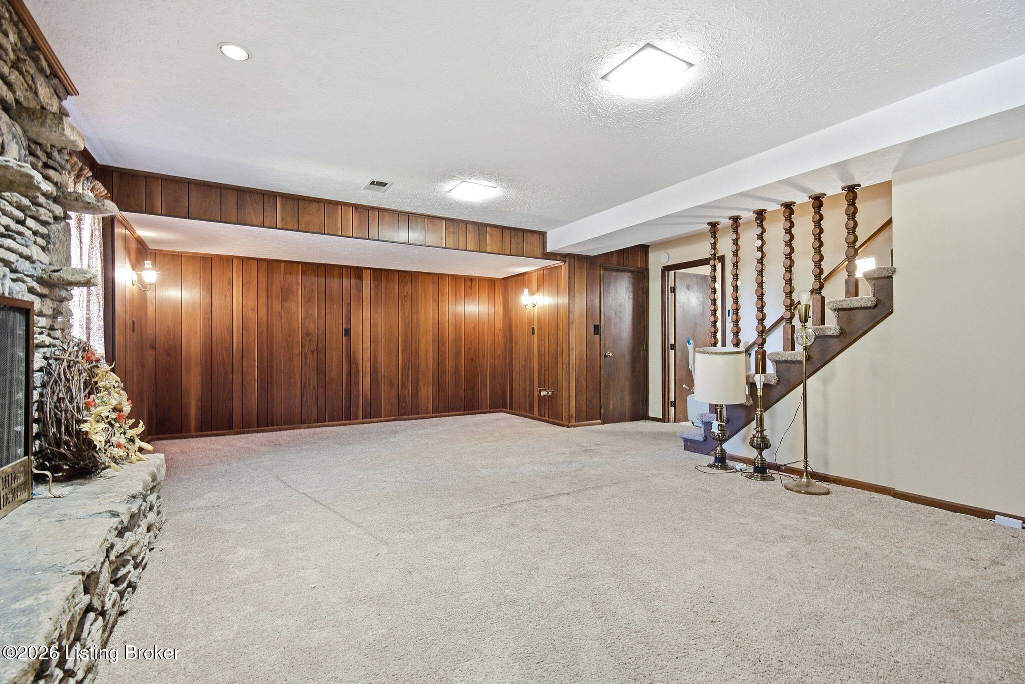2100 Walnut Rd Property Photo 48
