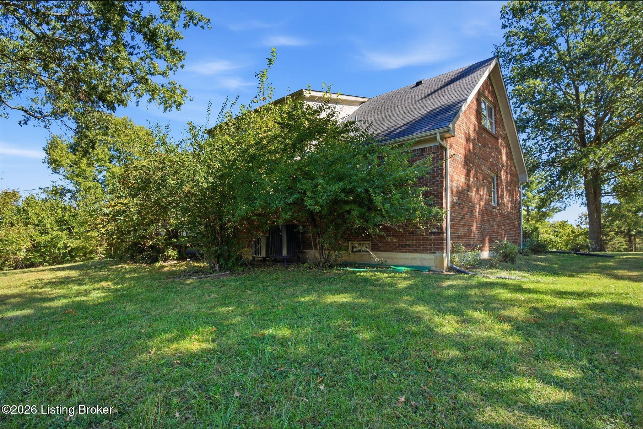 2100 Walnut Rd Property Photo 53