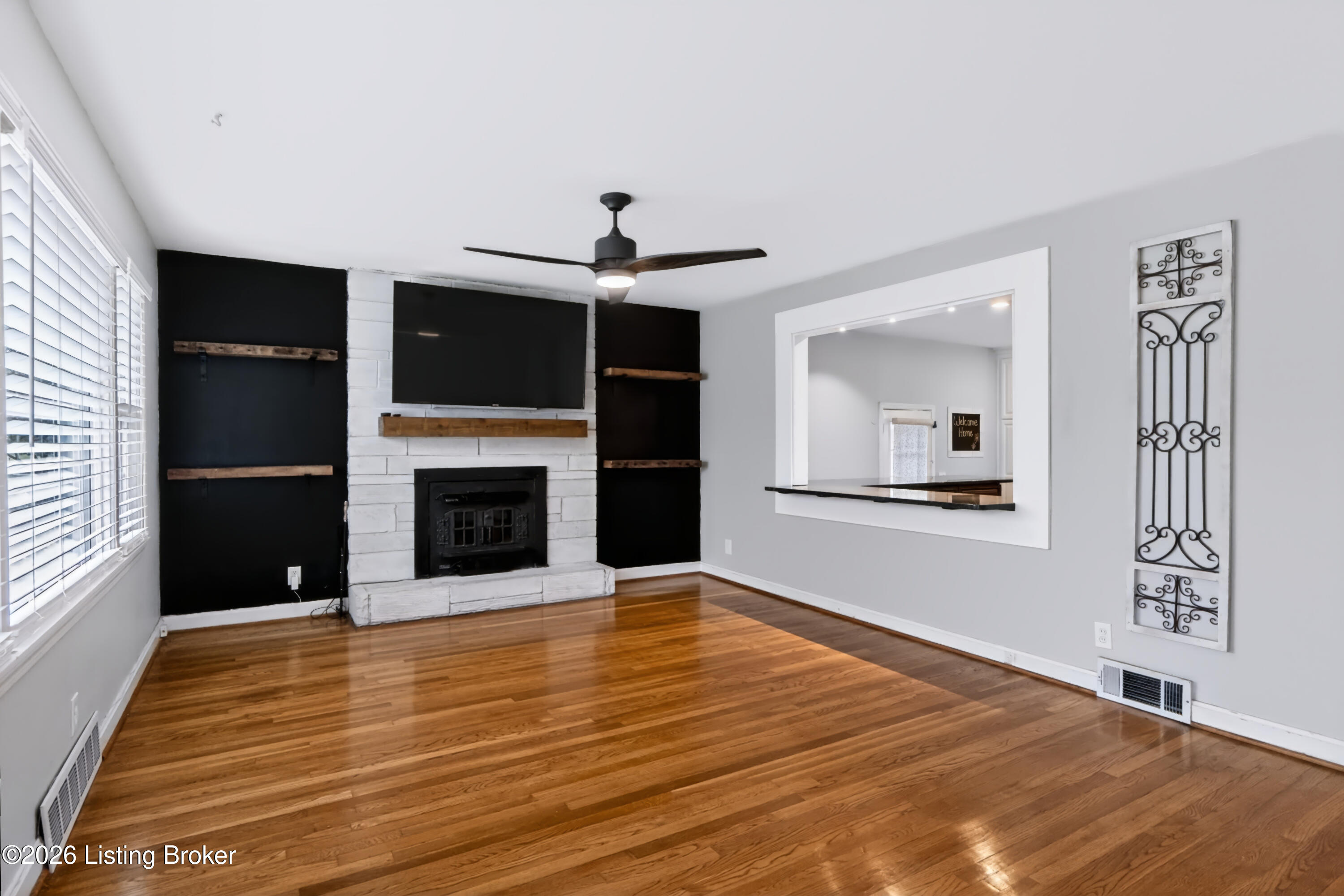 3110 Debera Way Property Photo 5