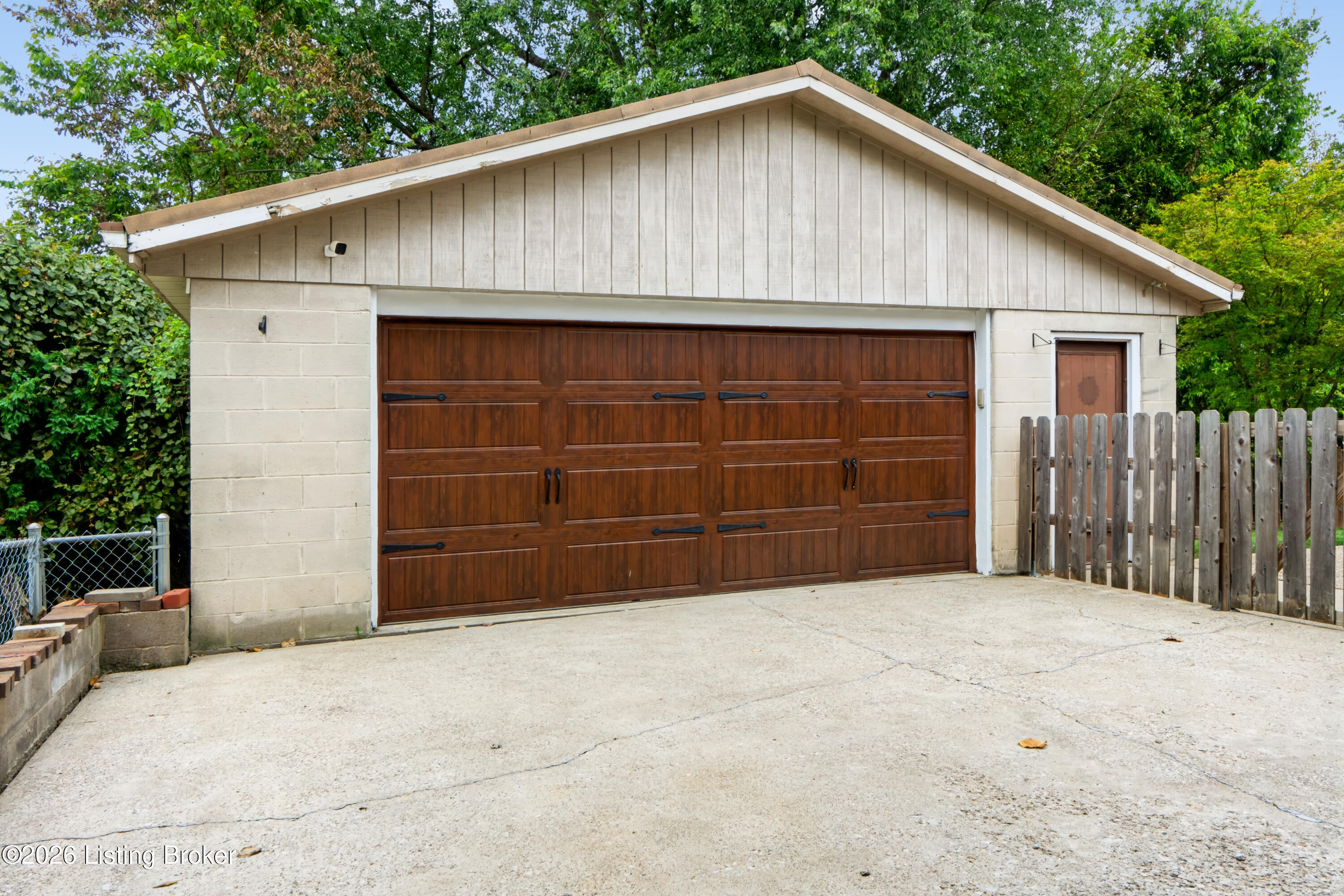 3110 Debera Way Property Photo 43