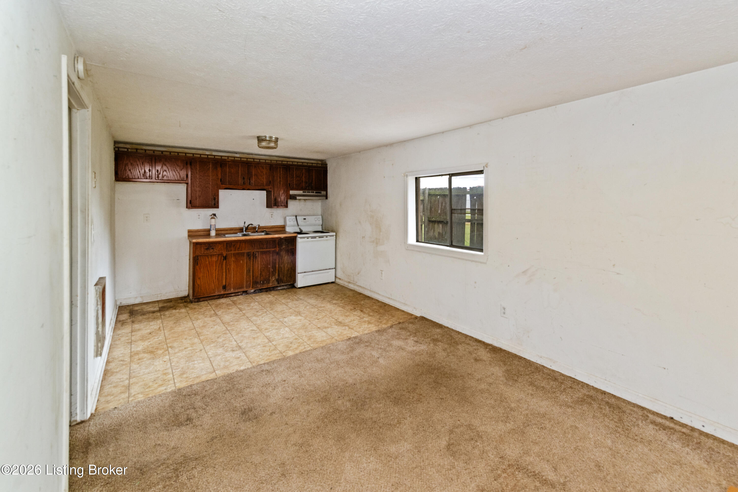156 Old Ford Rd Property Photo 27