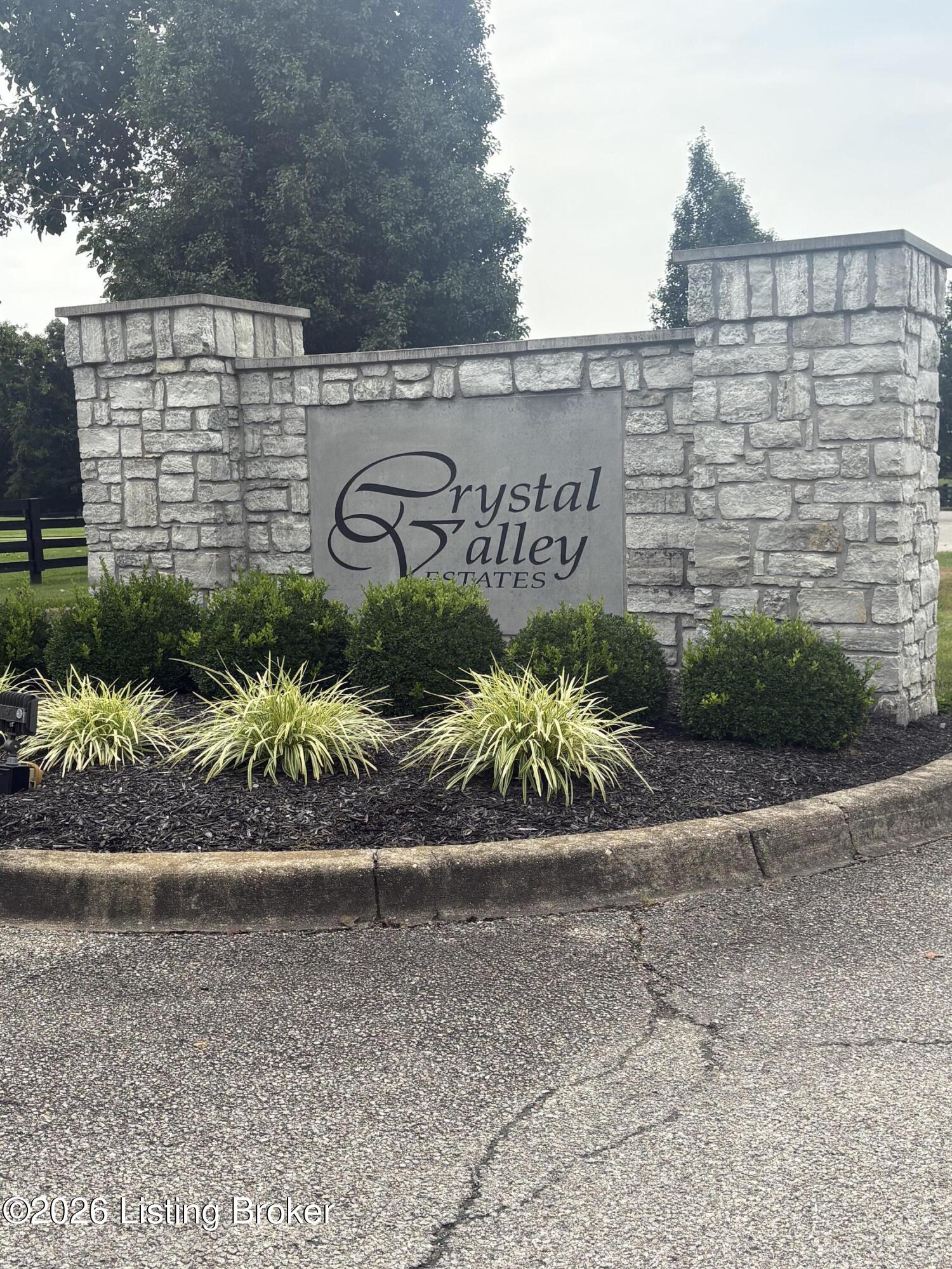 15815 Crystal Valley Way Property Photo 2