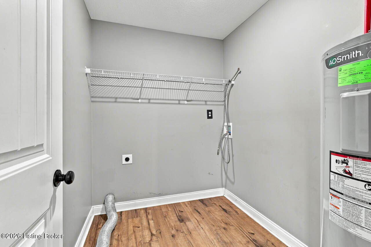 117 Shallow Springs Ct Property Photo 19