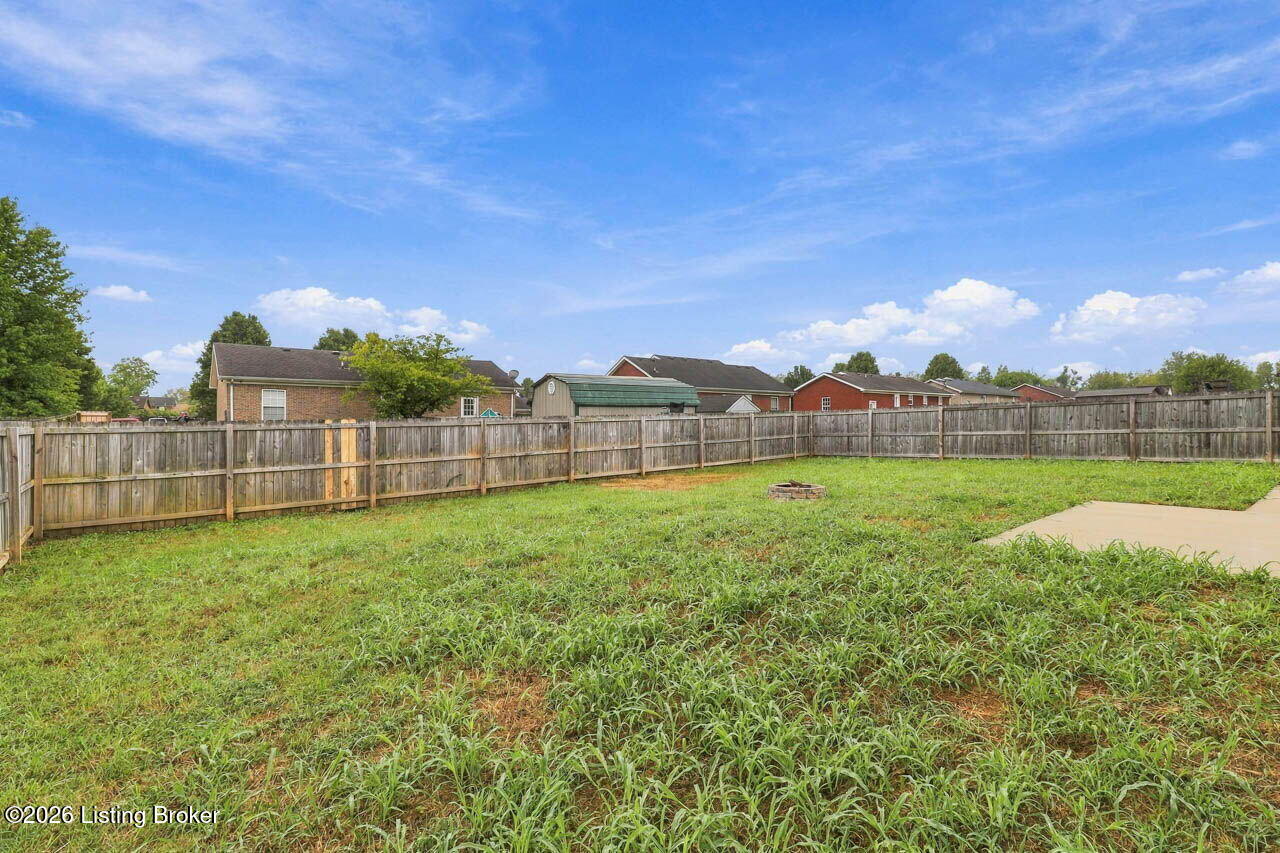 117 Shallow Springs Ct Property Photo 35
