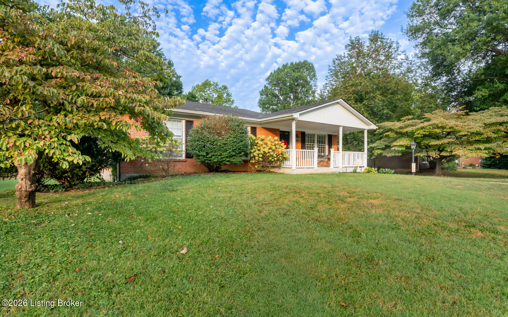 904 Girard Dr Property Photo 1