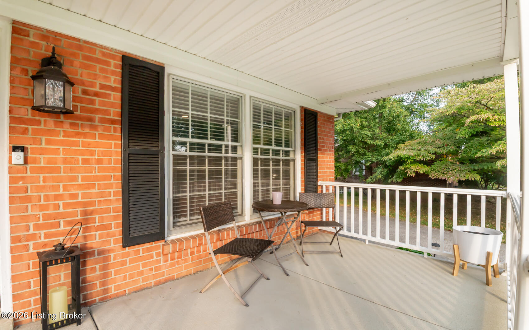 904 Girard Dr Property Photo 4