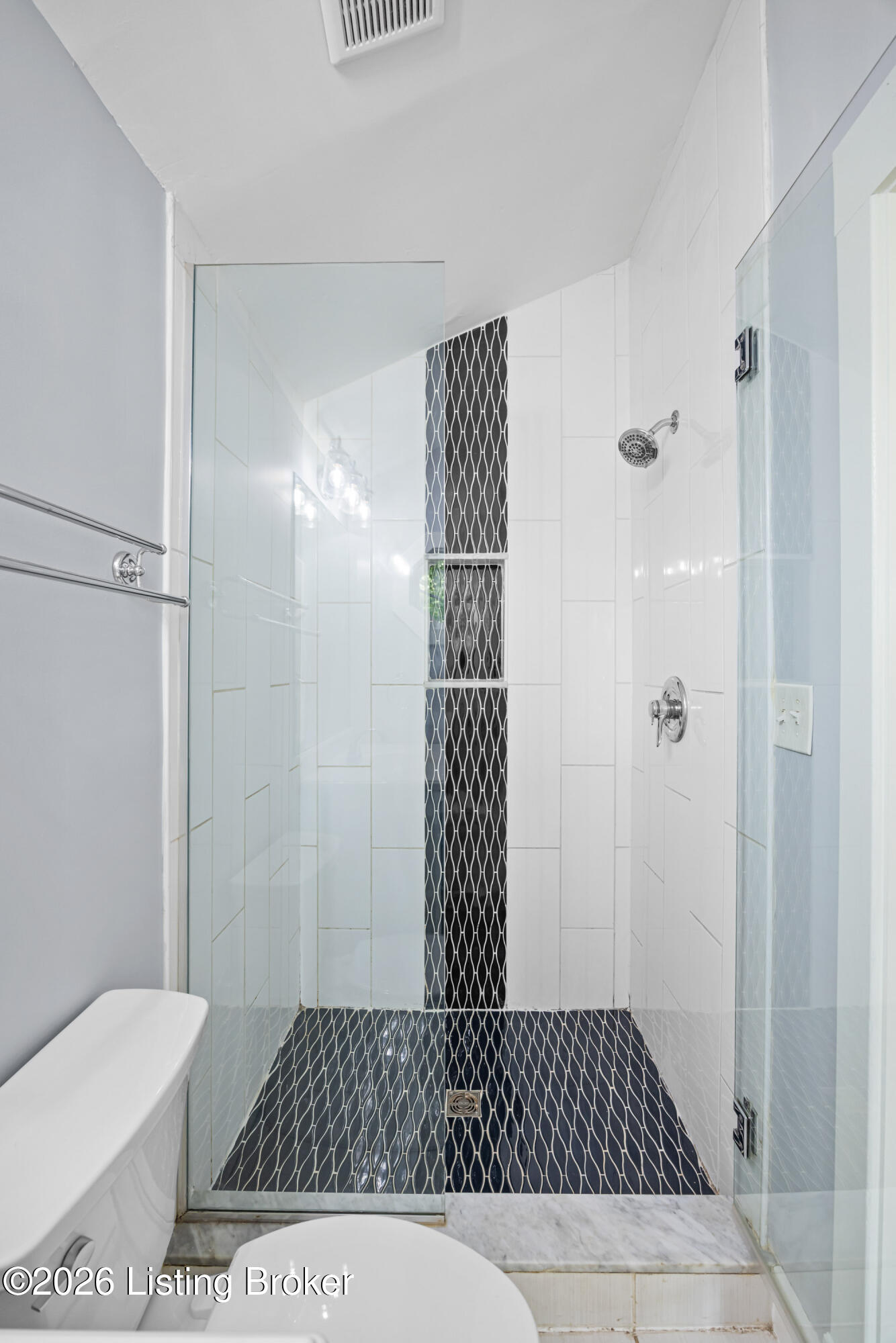 258 Pope St Property Photo 4