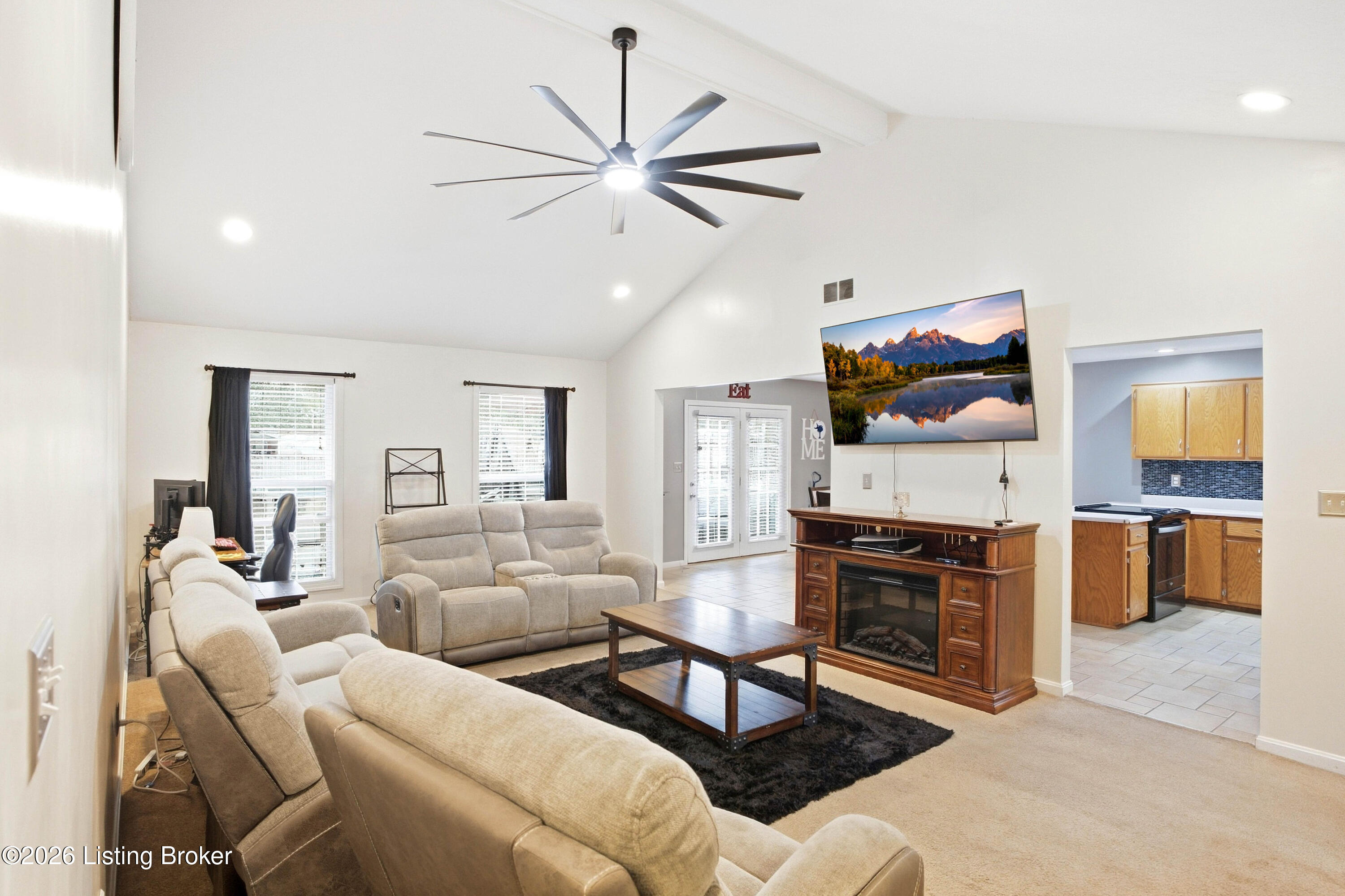 5523 Vevia Pl Property Photo 10