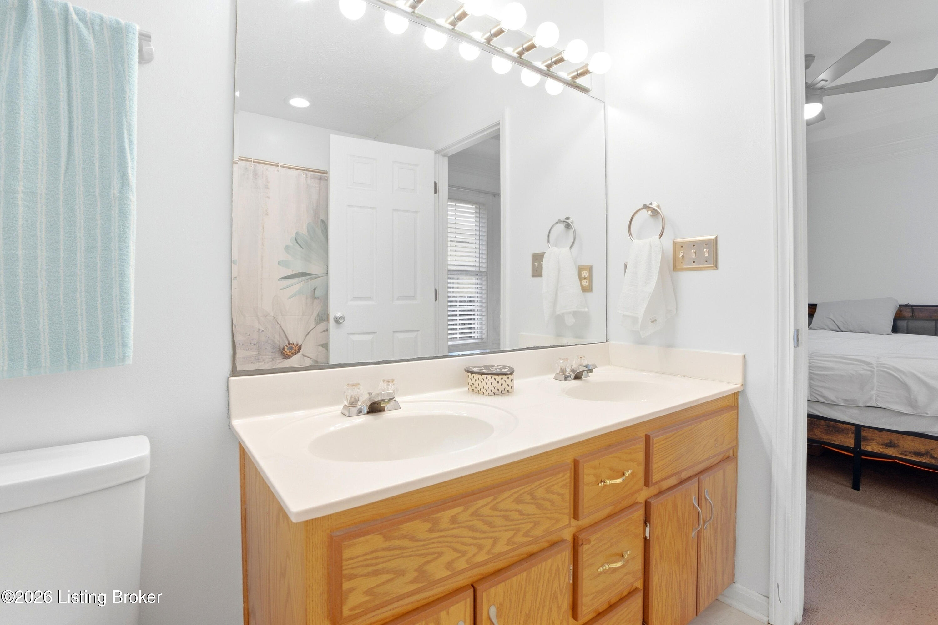 5523 Vevia Pl Property Photo 16