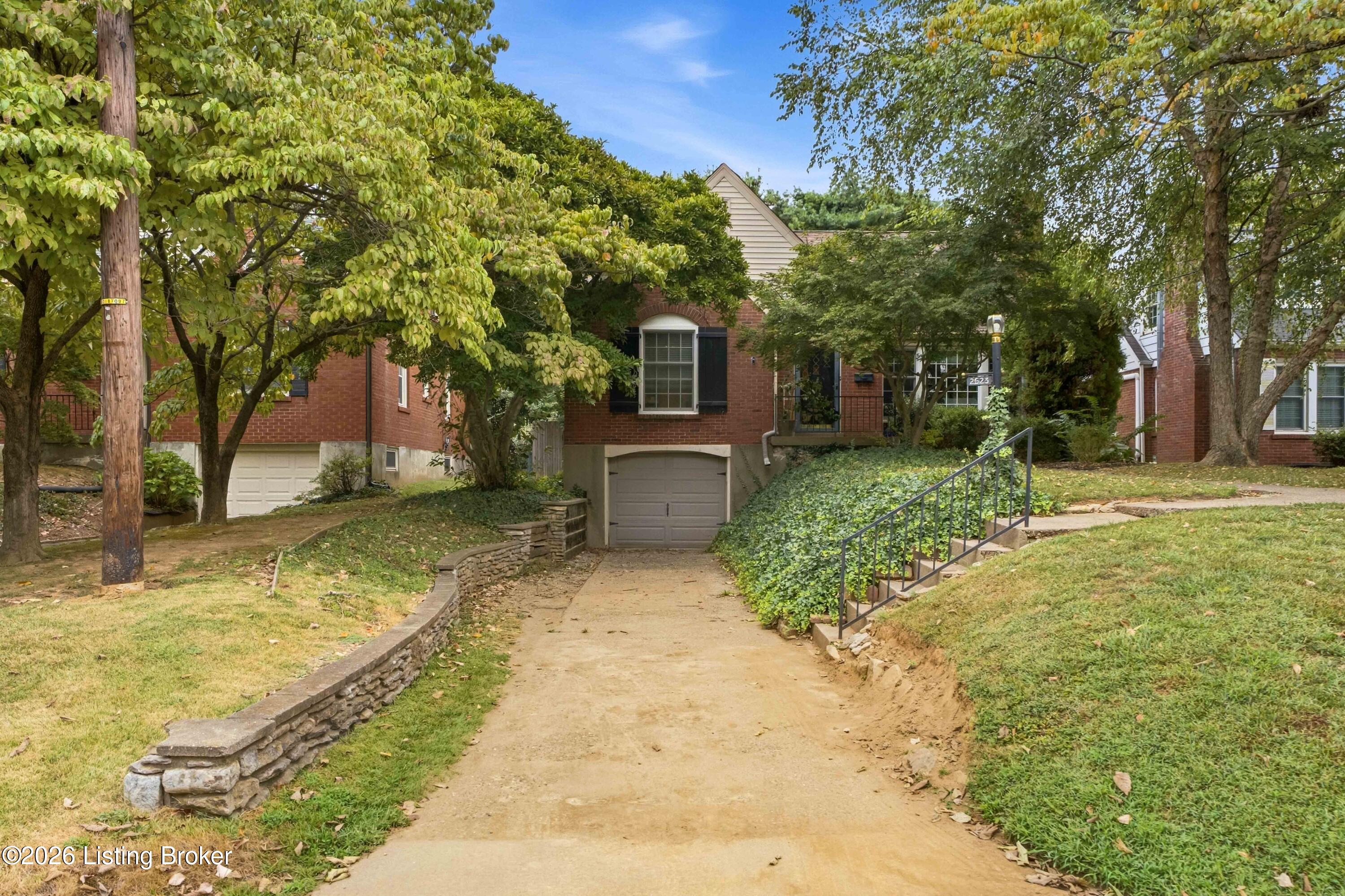 2623 Drayton Dr Property Photo 6