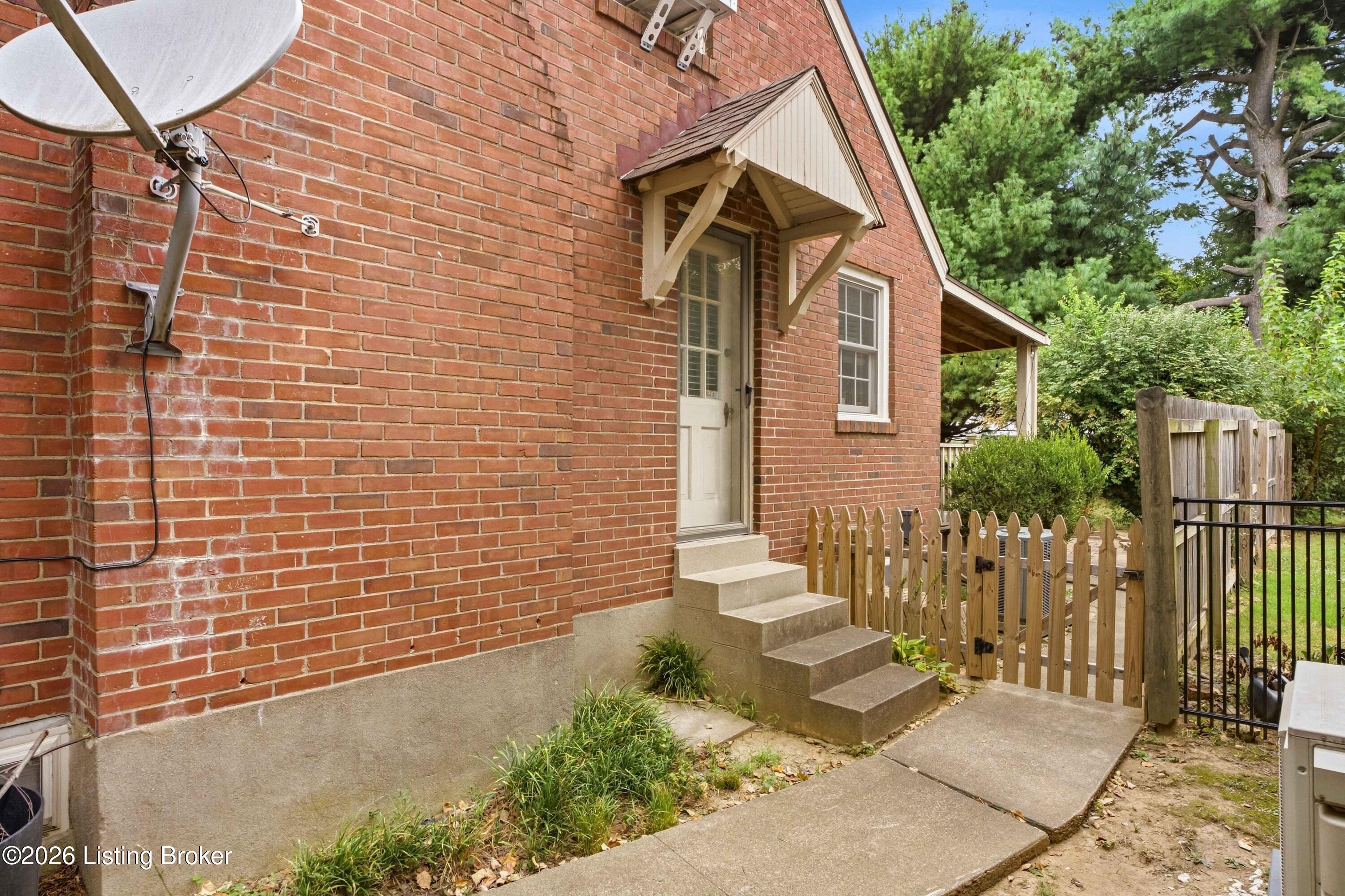 2623 Drayton Dr Property Photo 45