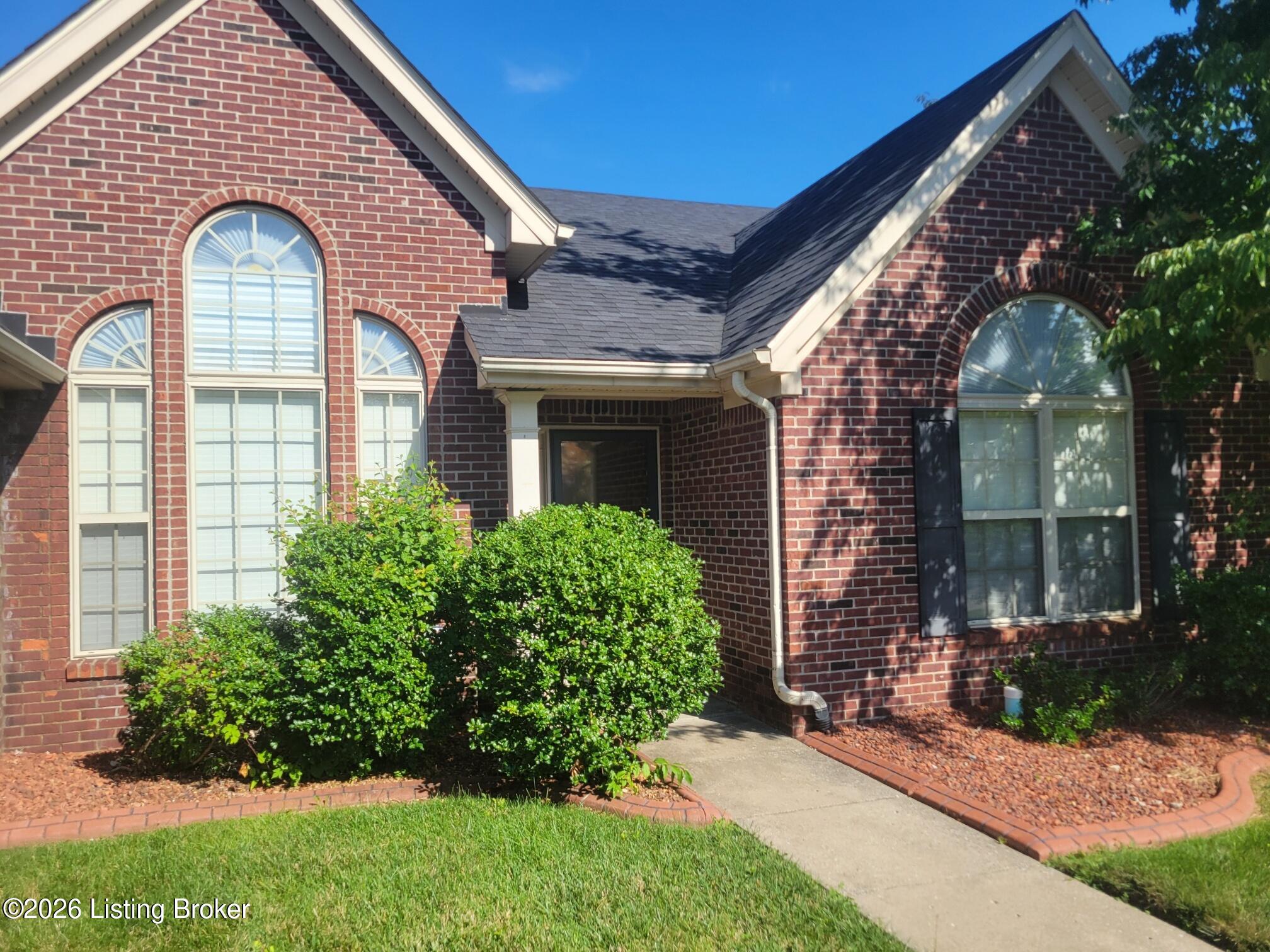 10507 Waycross Ave Property Photo 2