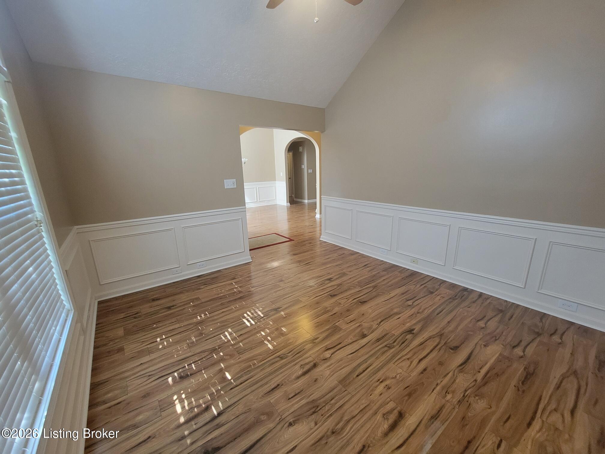 10507 Waycross Ave Property Photo 12
