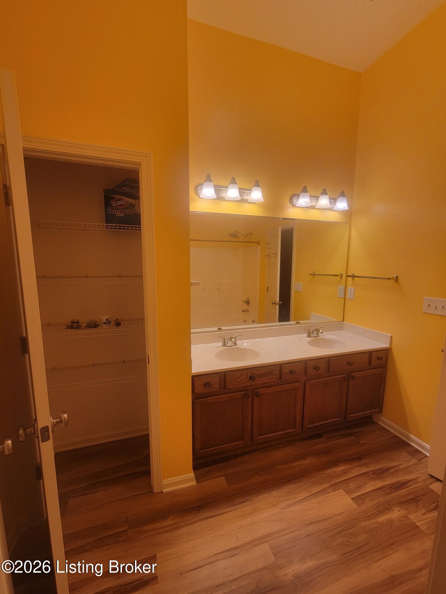 10507 Waycross Ave Property Photo 26