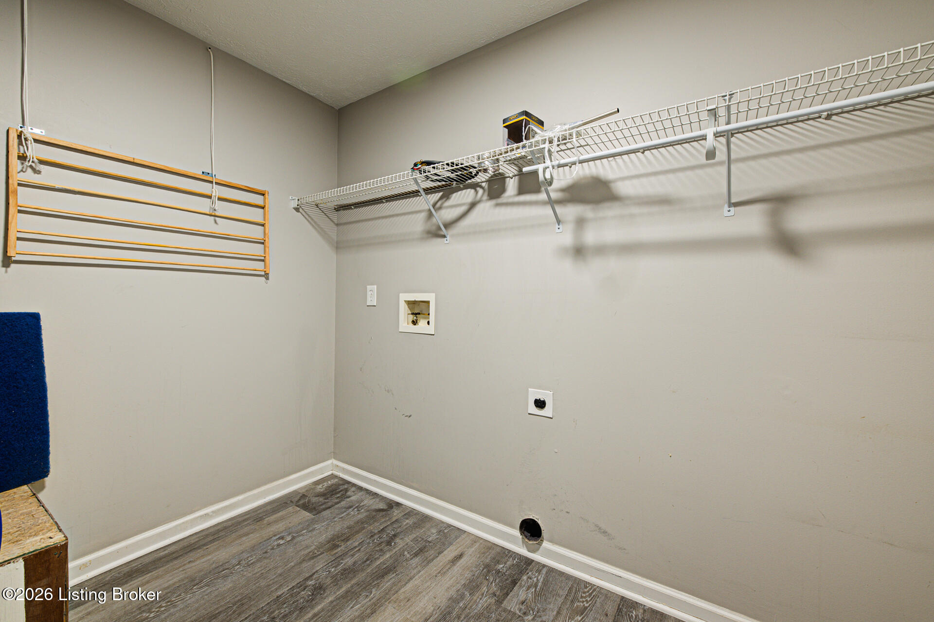 8003 Grandmeadow Ln Property Photo 19