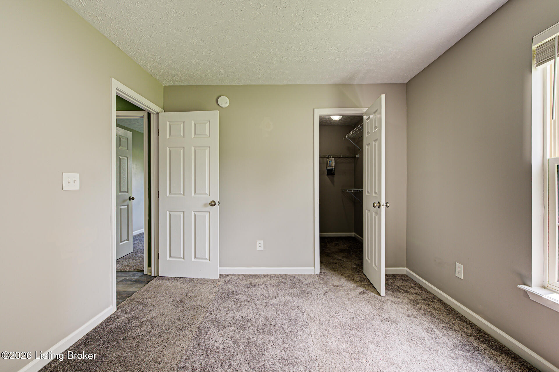 8003 Grandmeadow Ln Property Photo 25