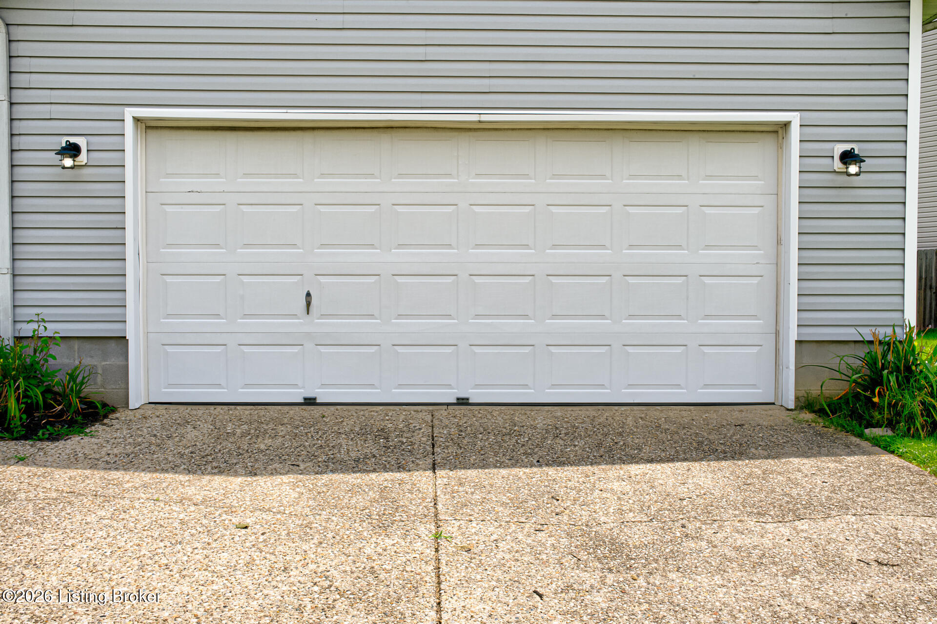 8003 Grandmeadow Ln Property Photo 27
