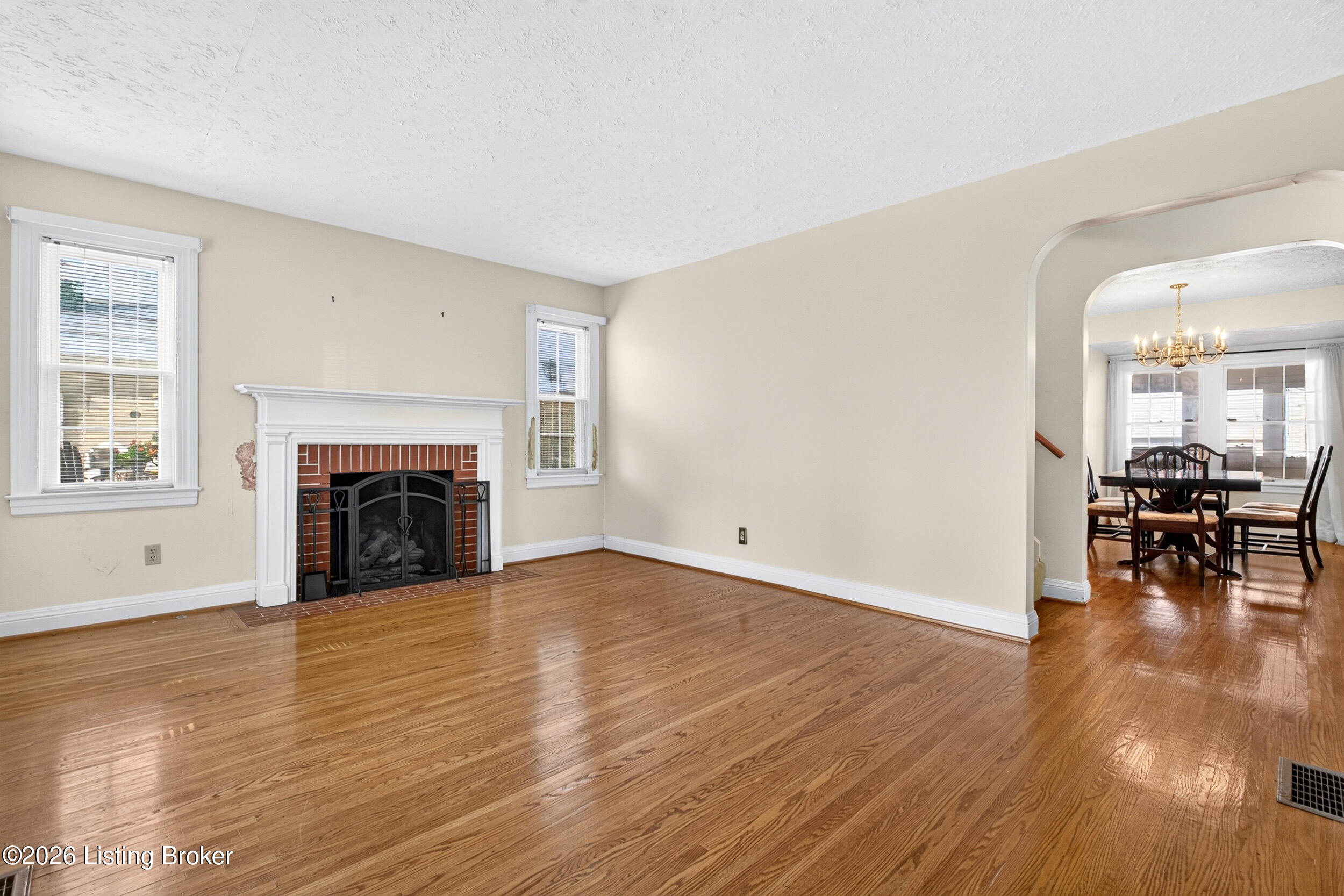 4021 Springhill Rd Property Photo 4
