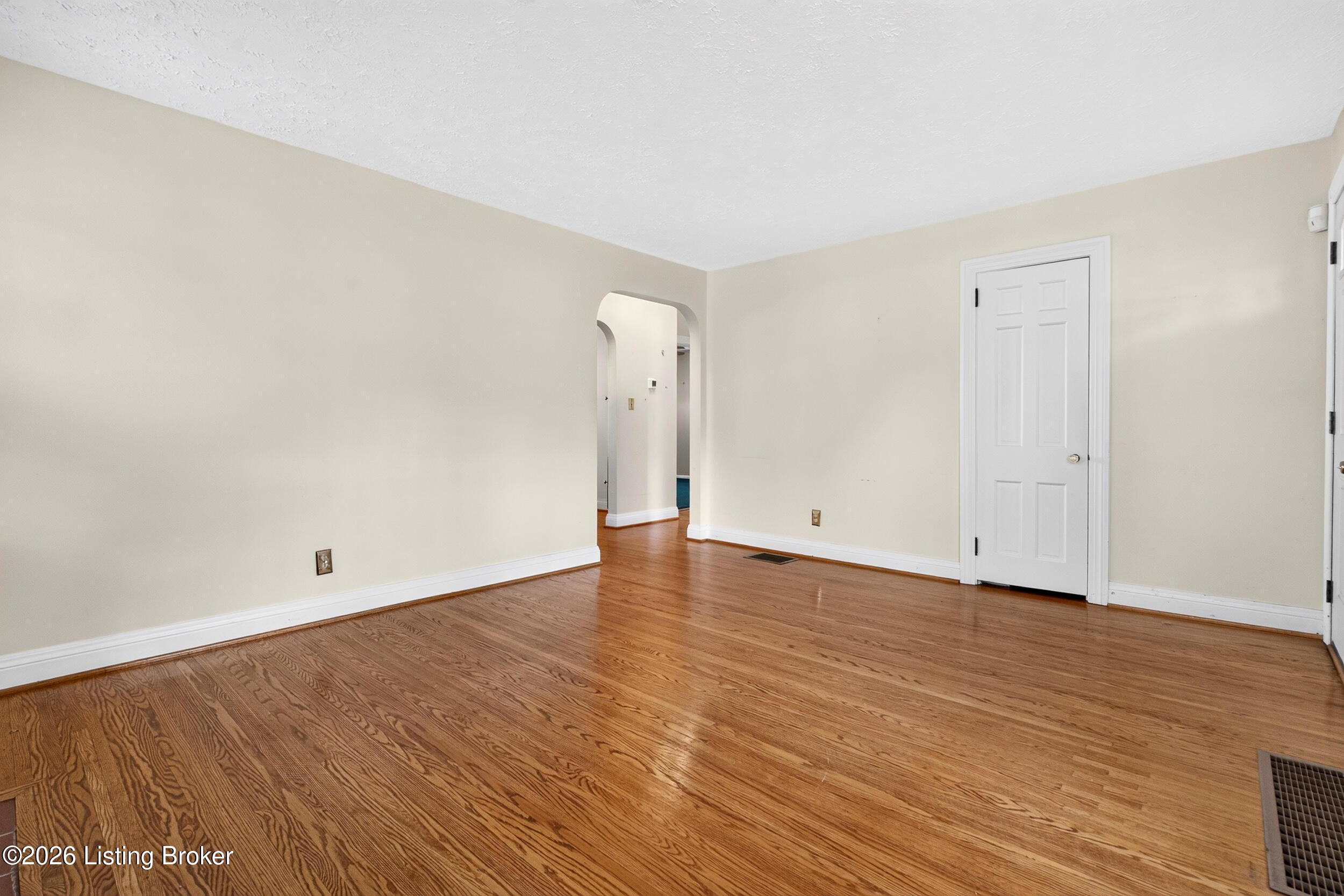 4021 Springhill Rd Property Photo 6