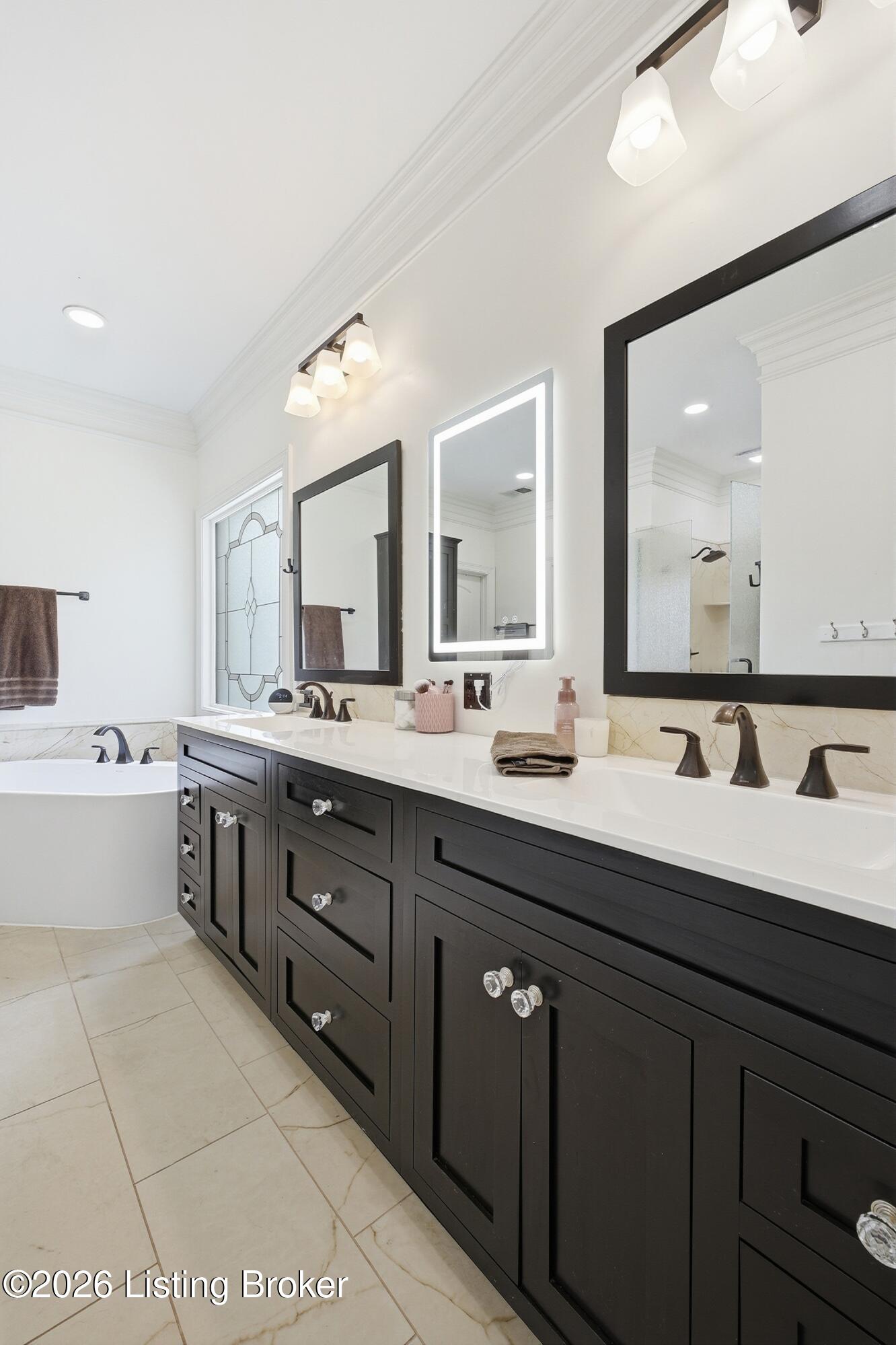 9505 Hayden Creek Ct Property Photo 16