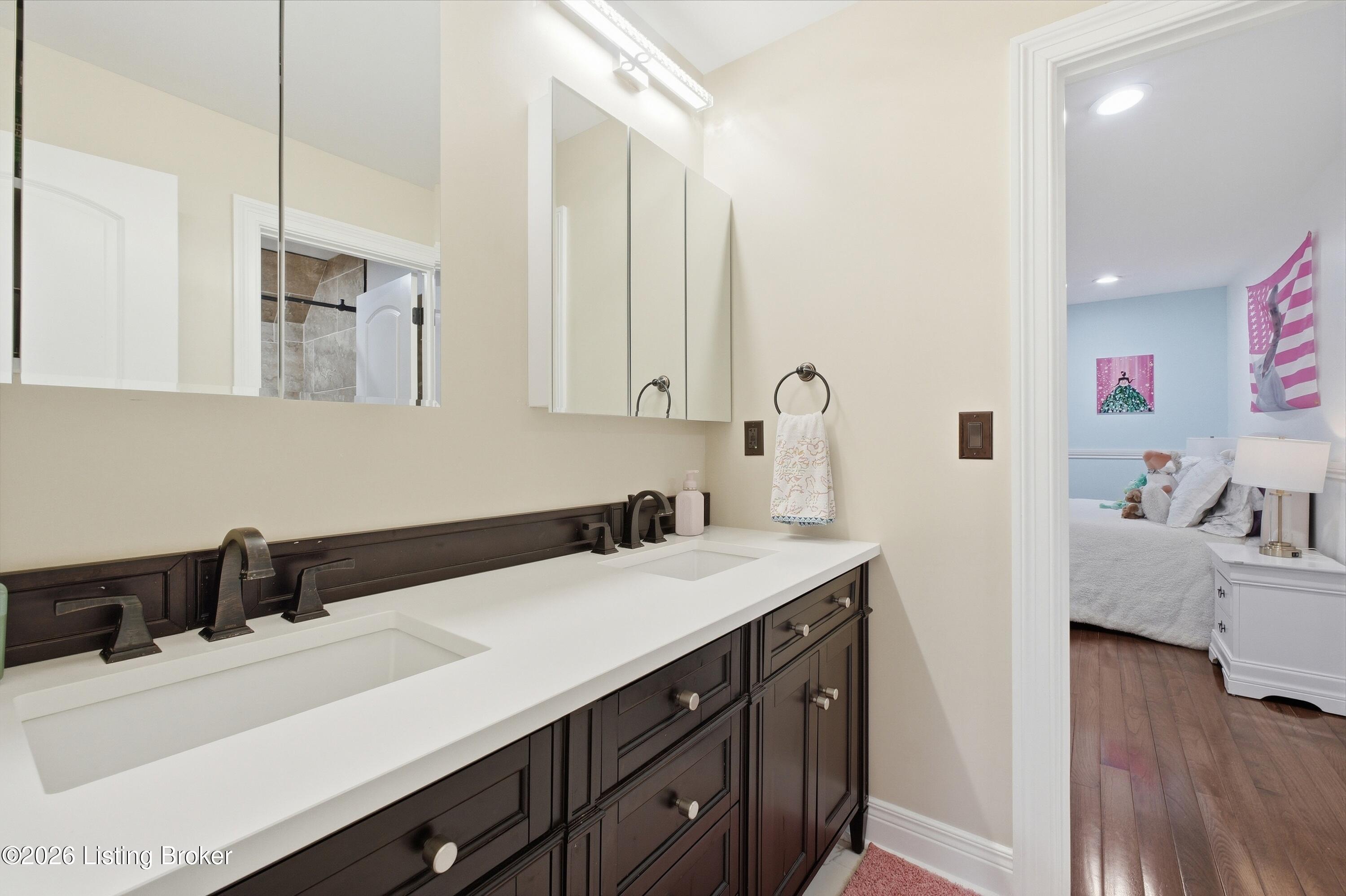 9505 Hayden Creek Ct Property Photo 35