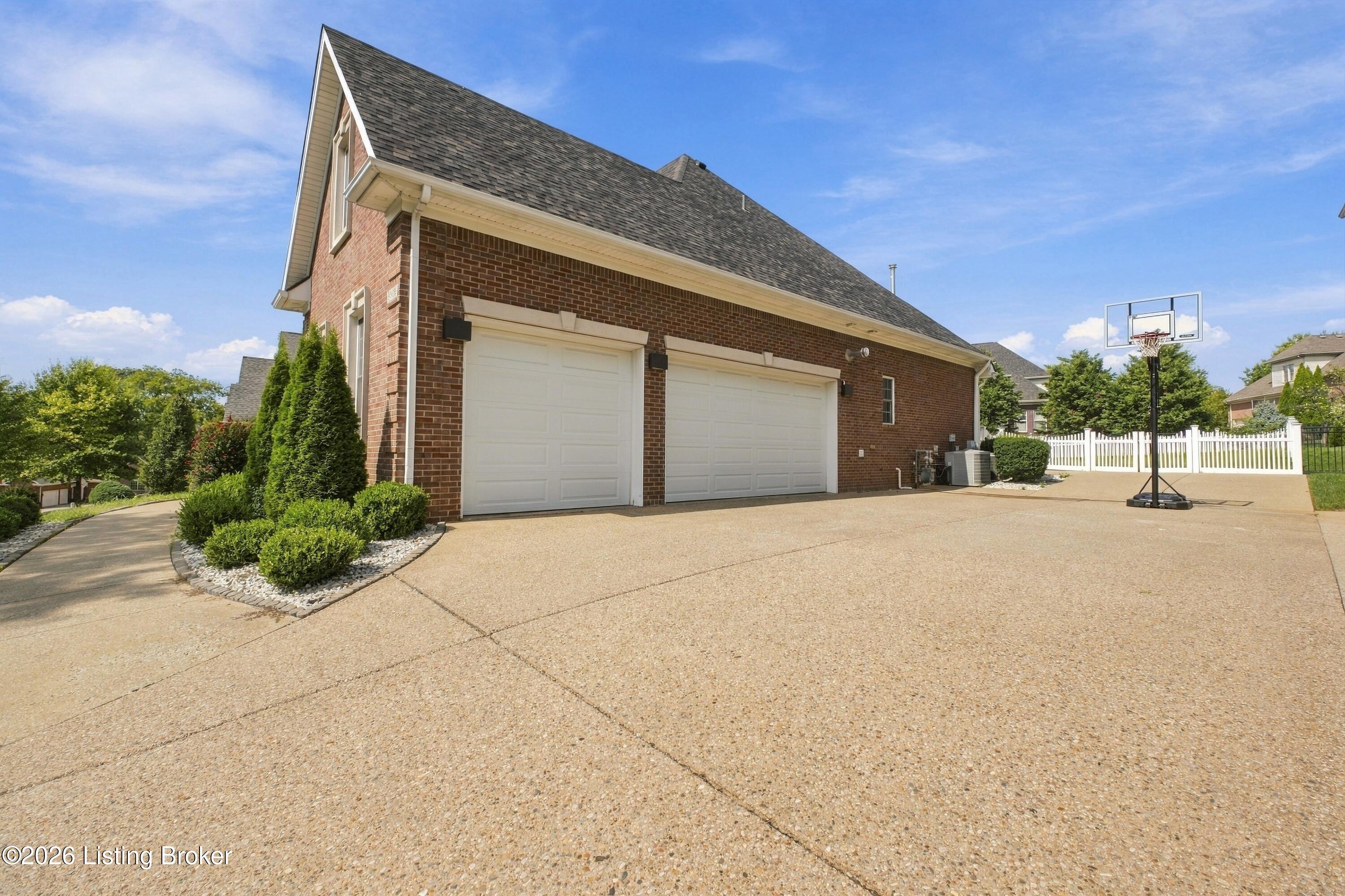 9505 Hayden Creek Ct Property Photo 56