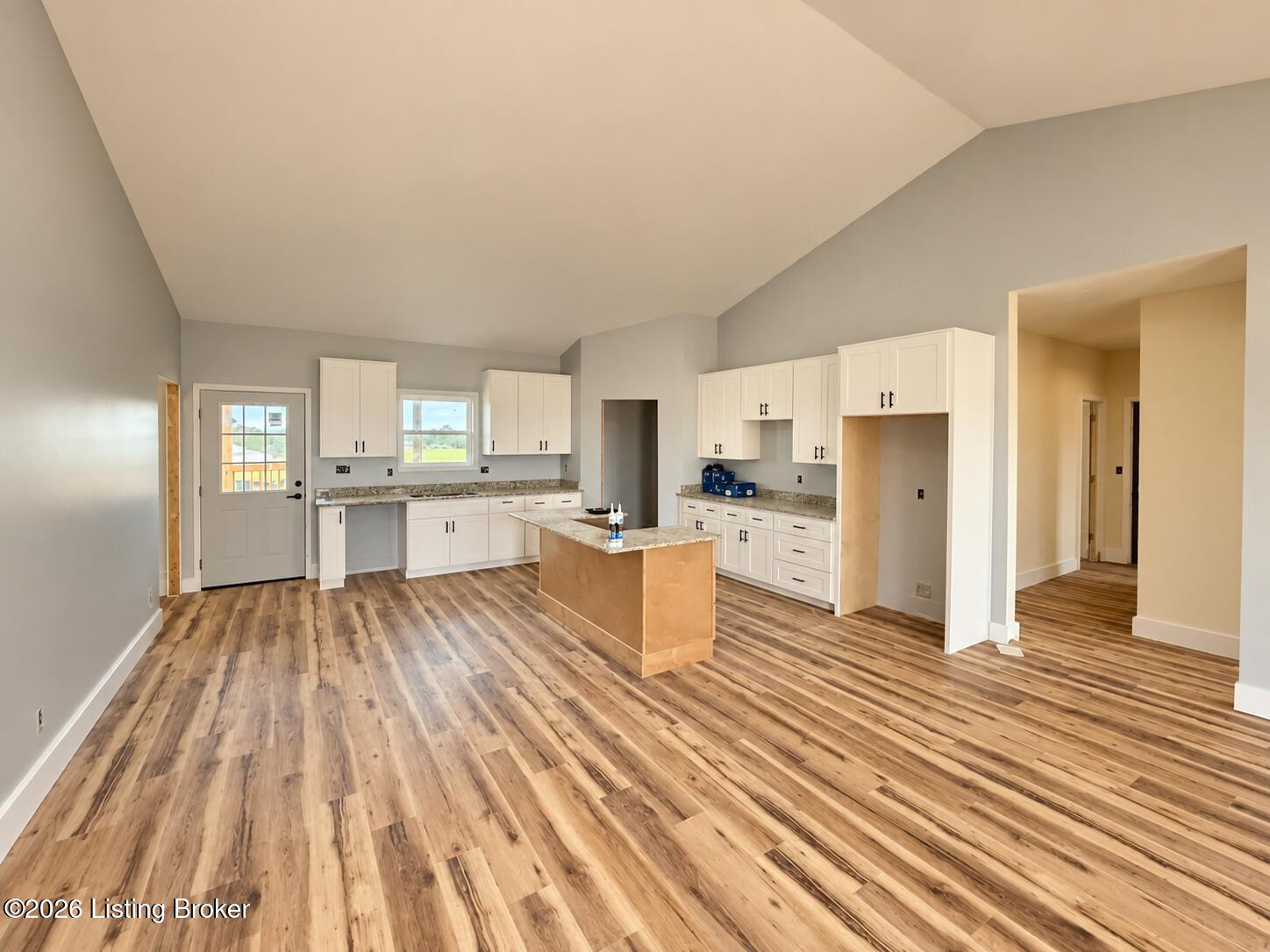 377 Mcmurtry Ln Property Photo 6