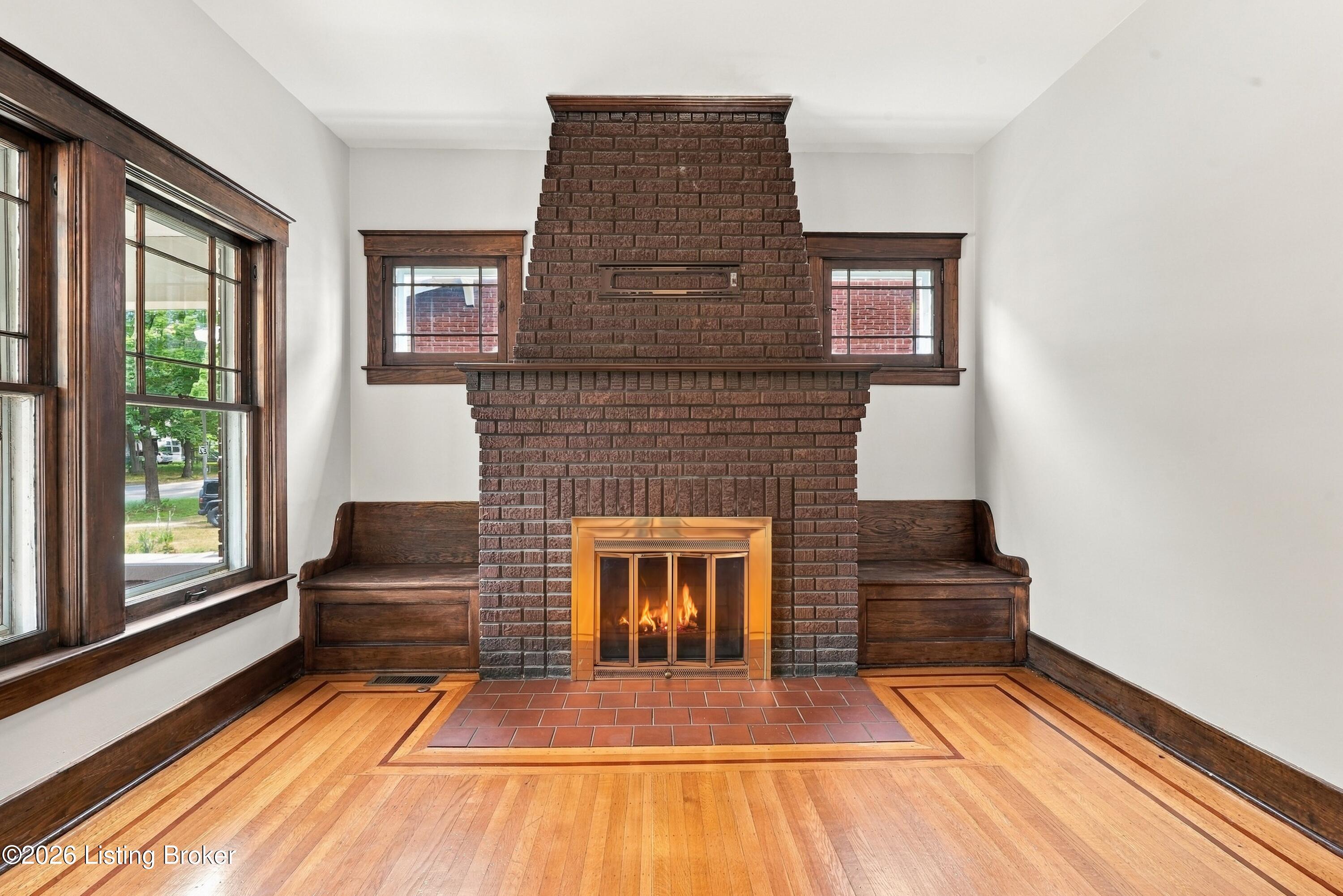 945 Eastern Pkwy Property Photo 19