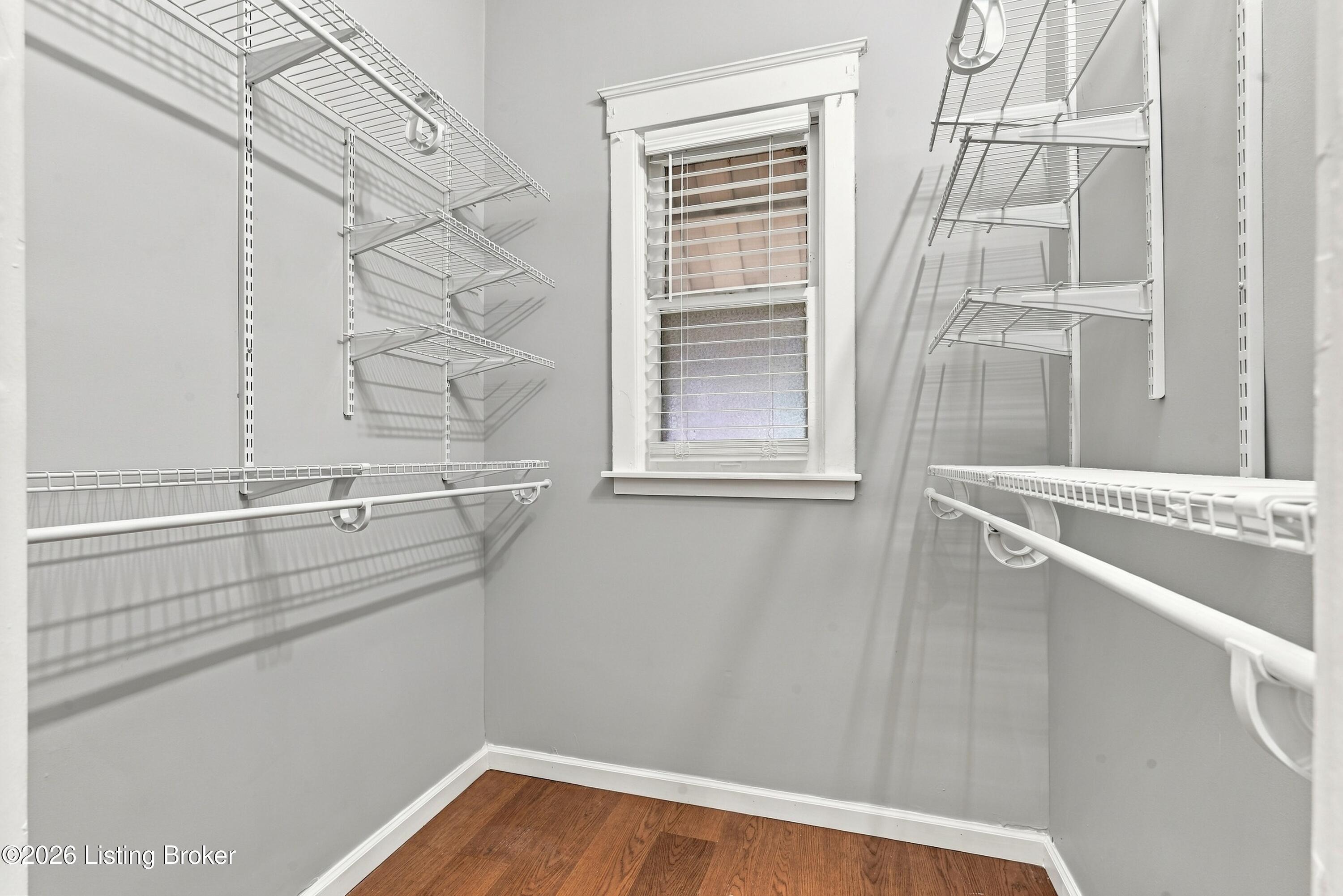 945 Eastern Pkwy Property Photo 25