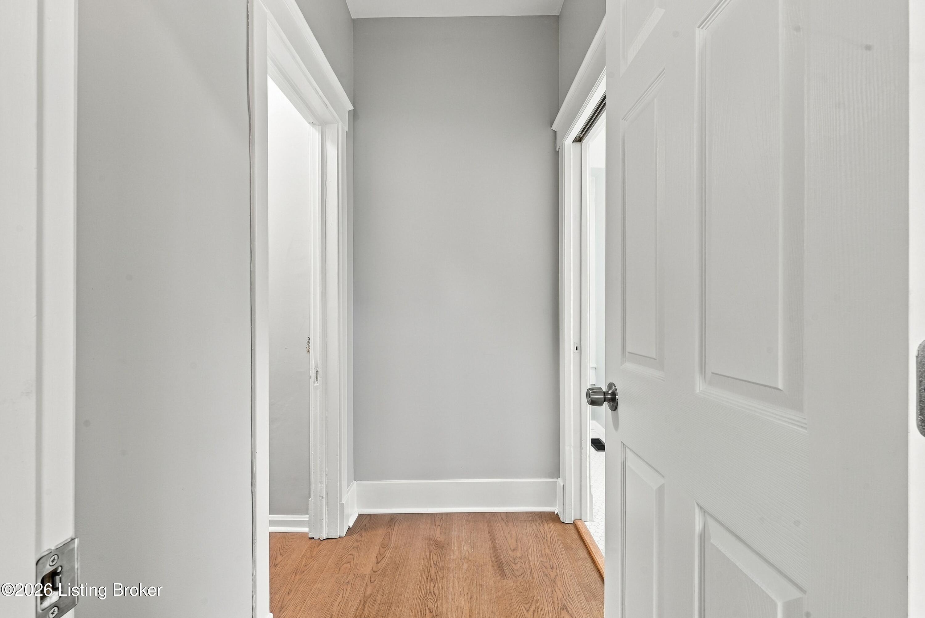 945 Eastern Pkwy Property Photo 26