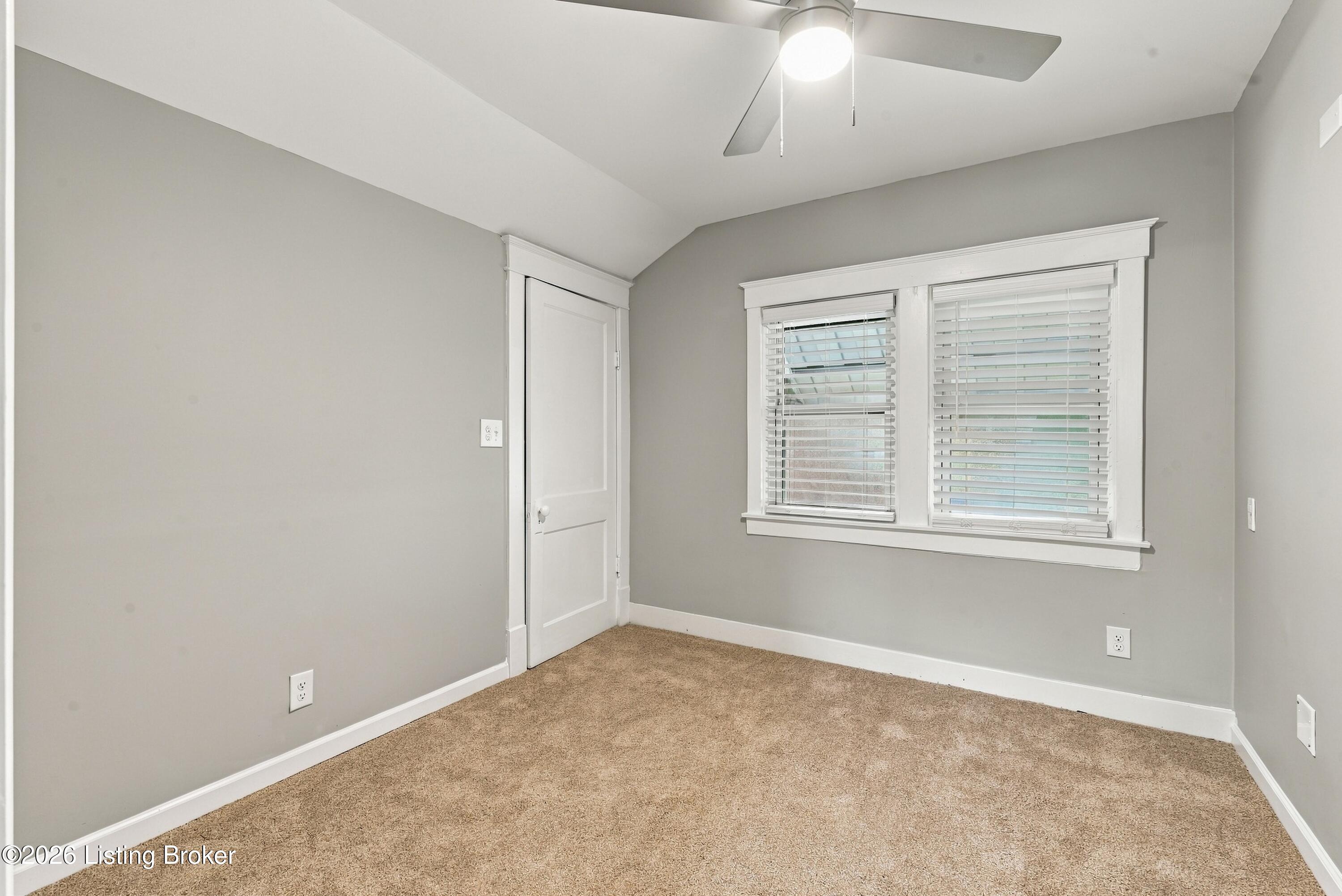 945 Eastern Pkwy Property Photo 34