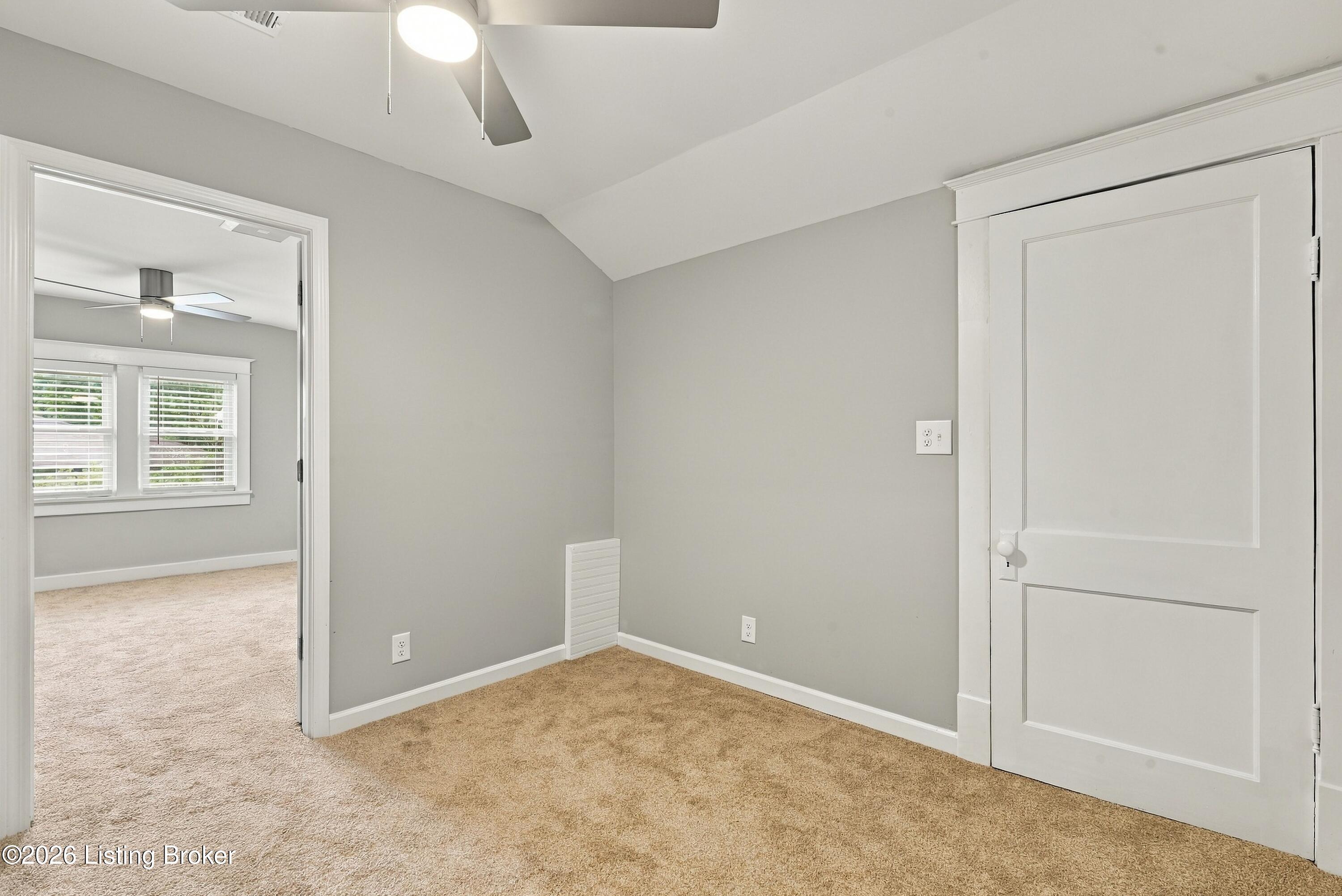 945 Eastern Pkwy Property Photo 39