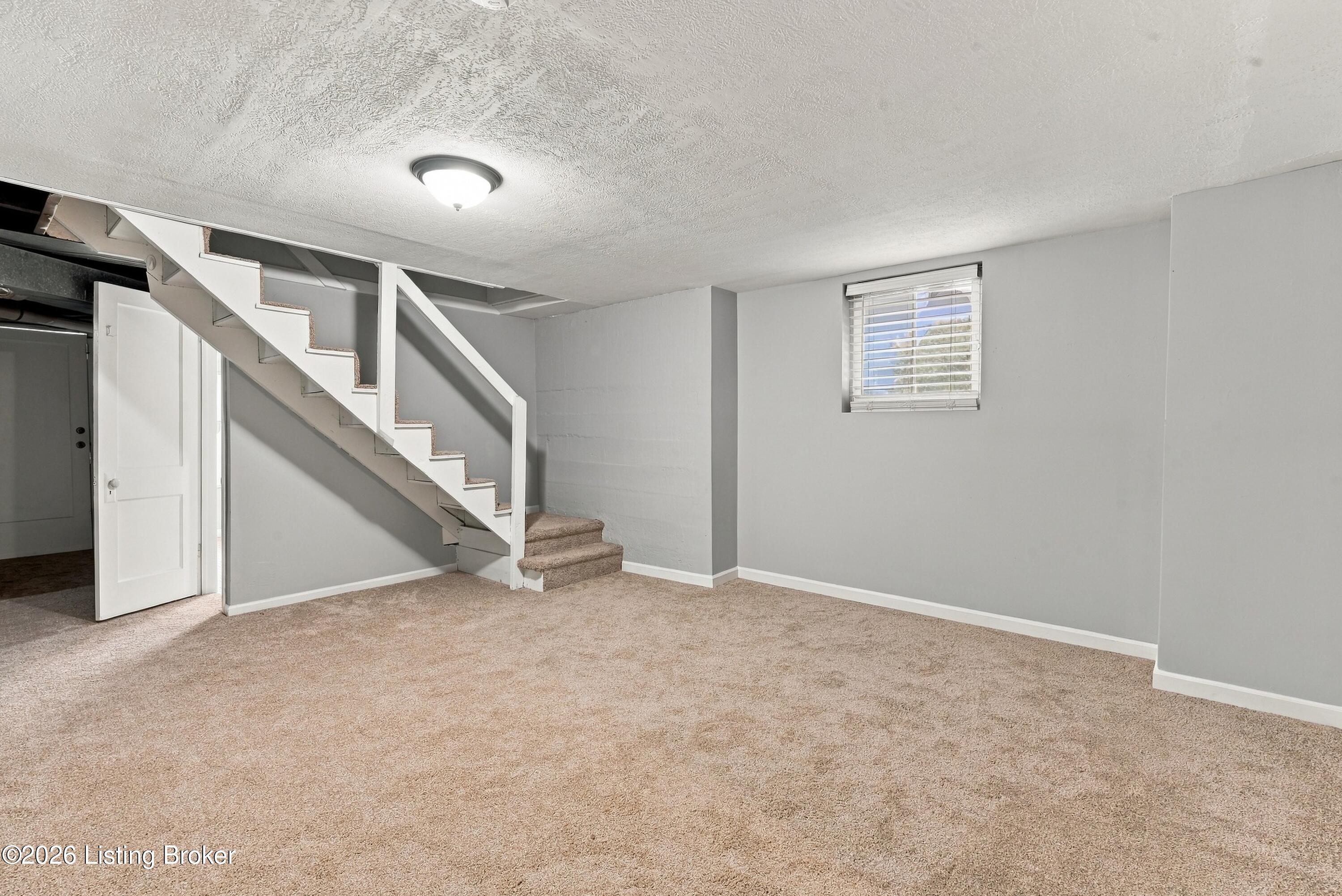 945 Eastern Pkwy Property Photo 41