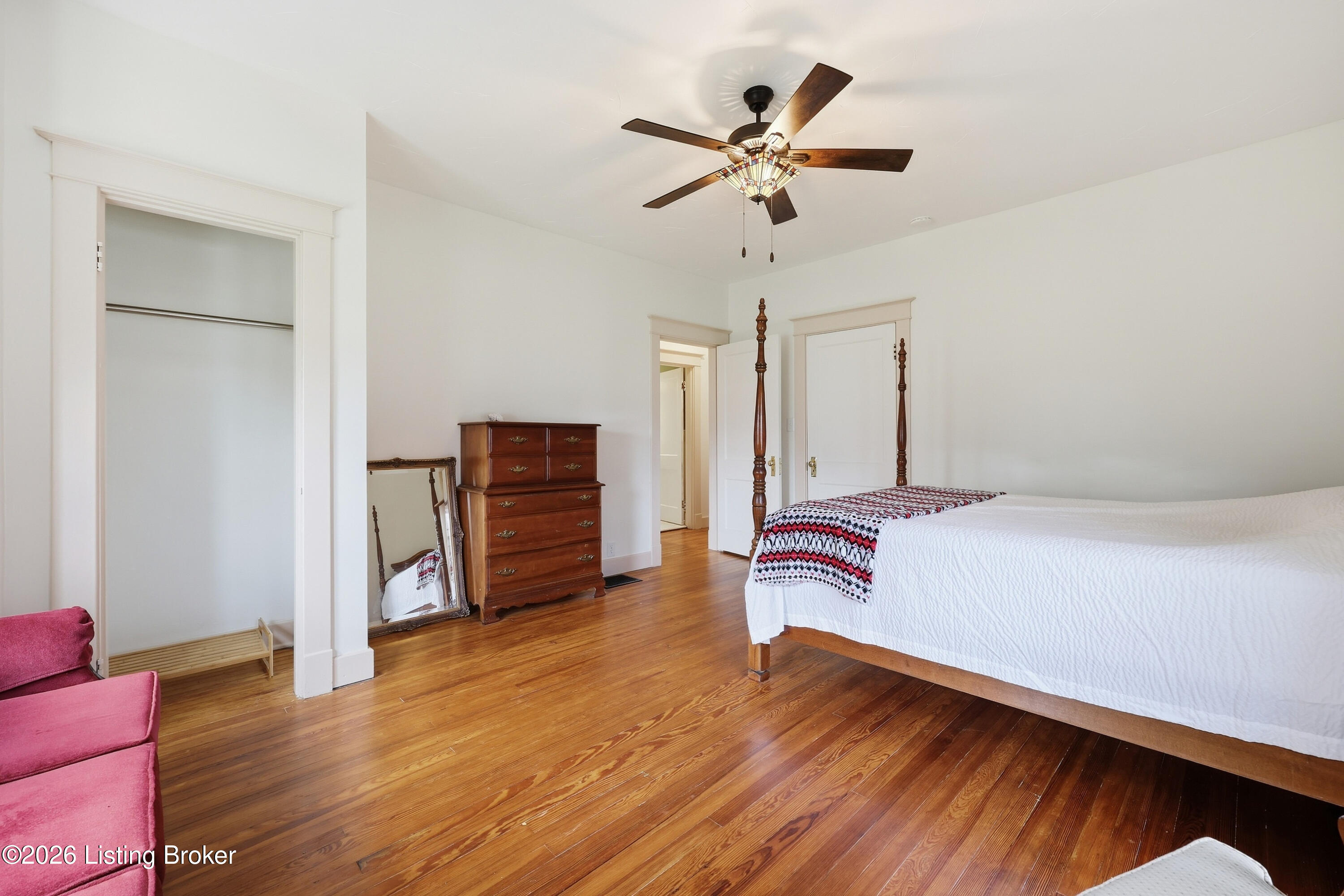 108 1st St Property Photo 30