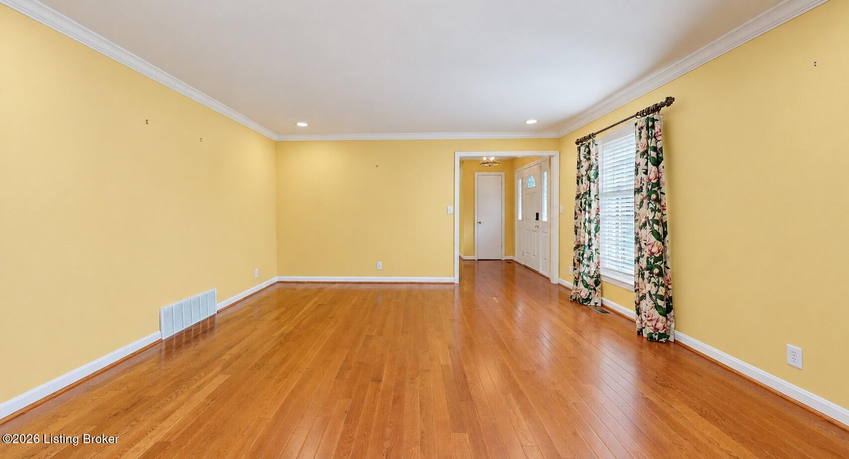 2103 Glenview Ave Property Photo 8