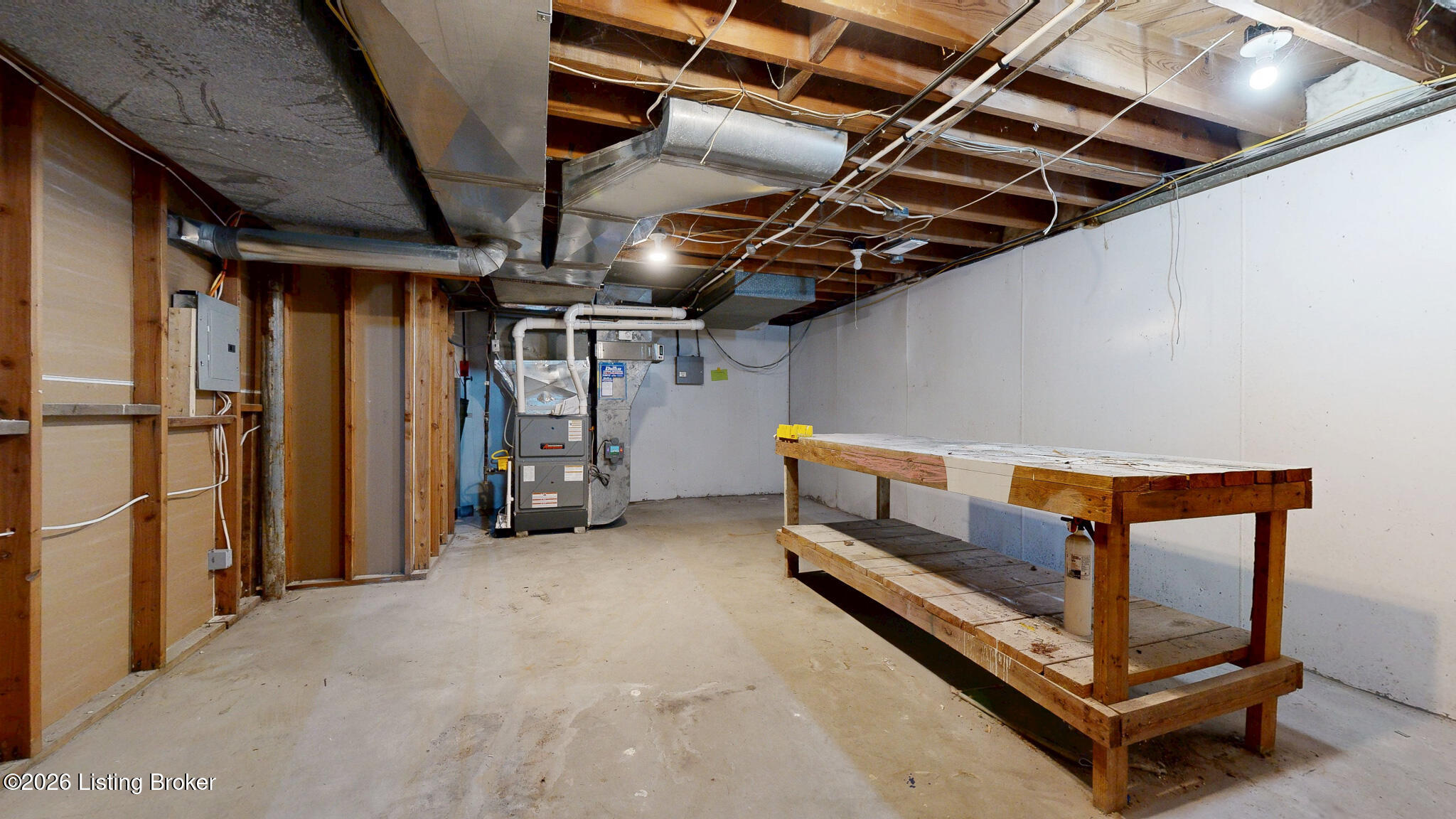 2103 Glenview Ave Property Photo 43