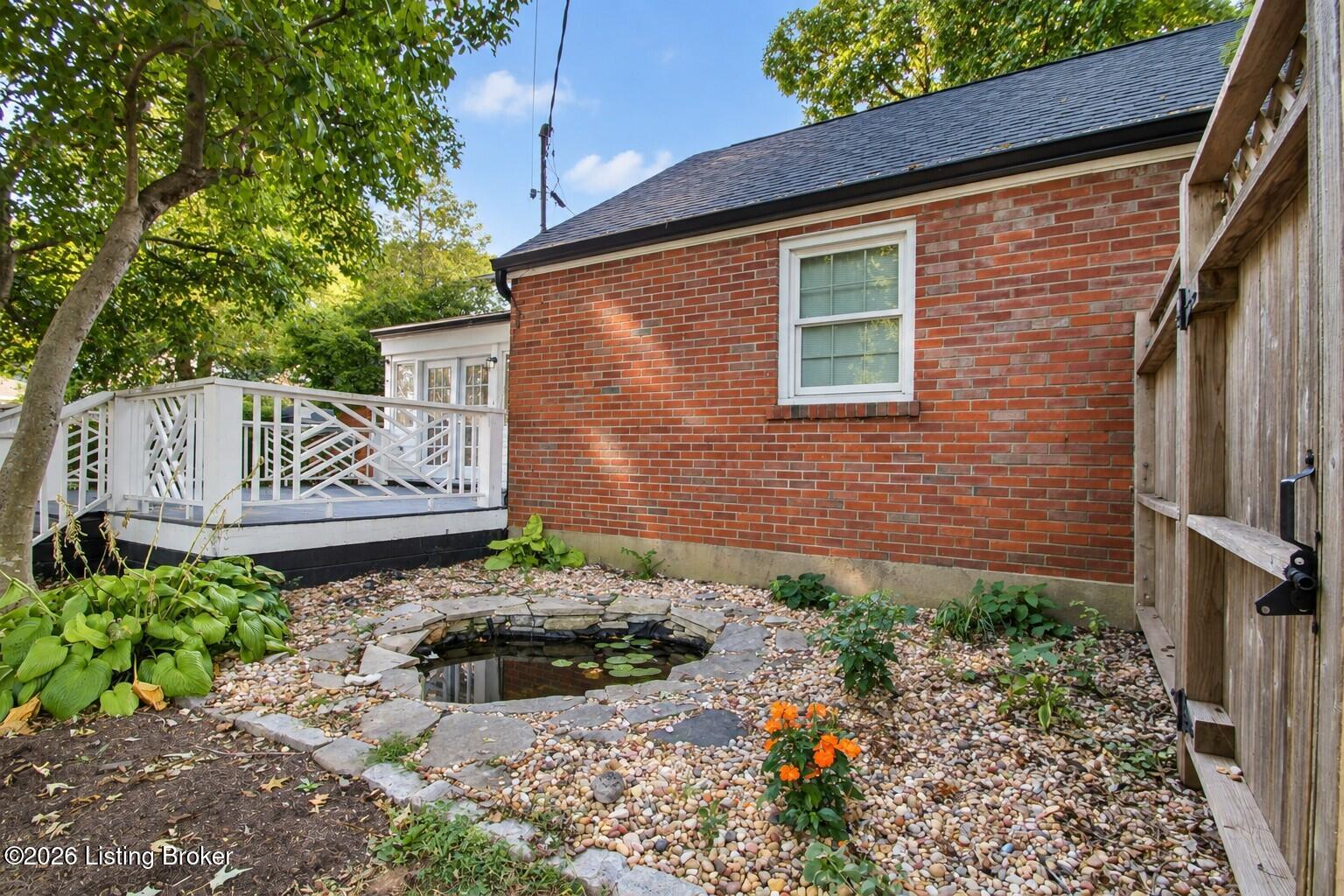 2103 Glenview Ave Property Photo 50