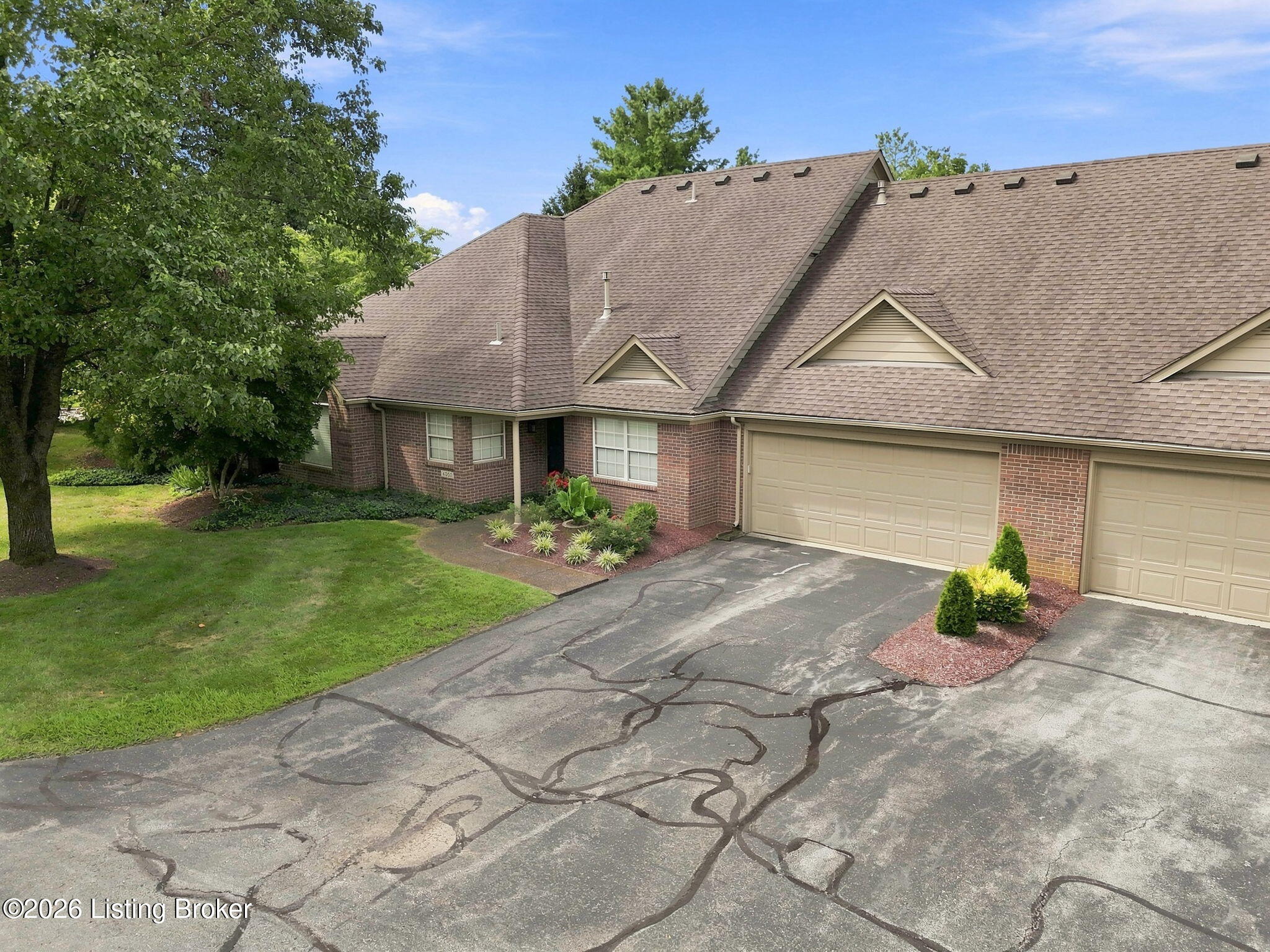 4000 Hawkesbury Ct Property Photo 65