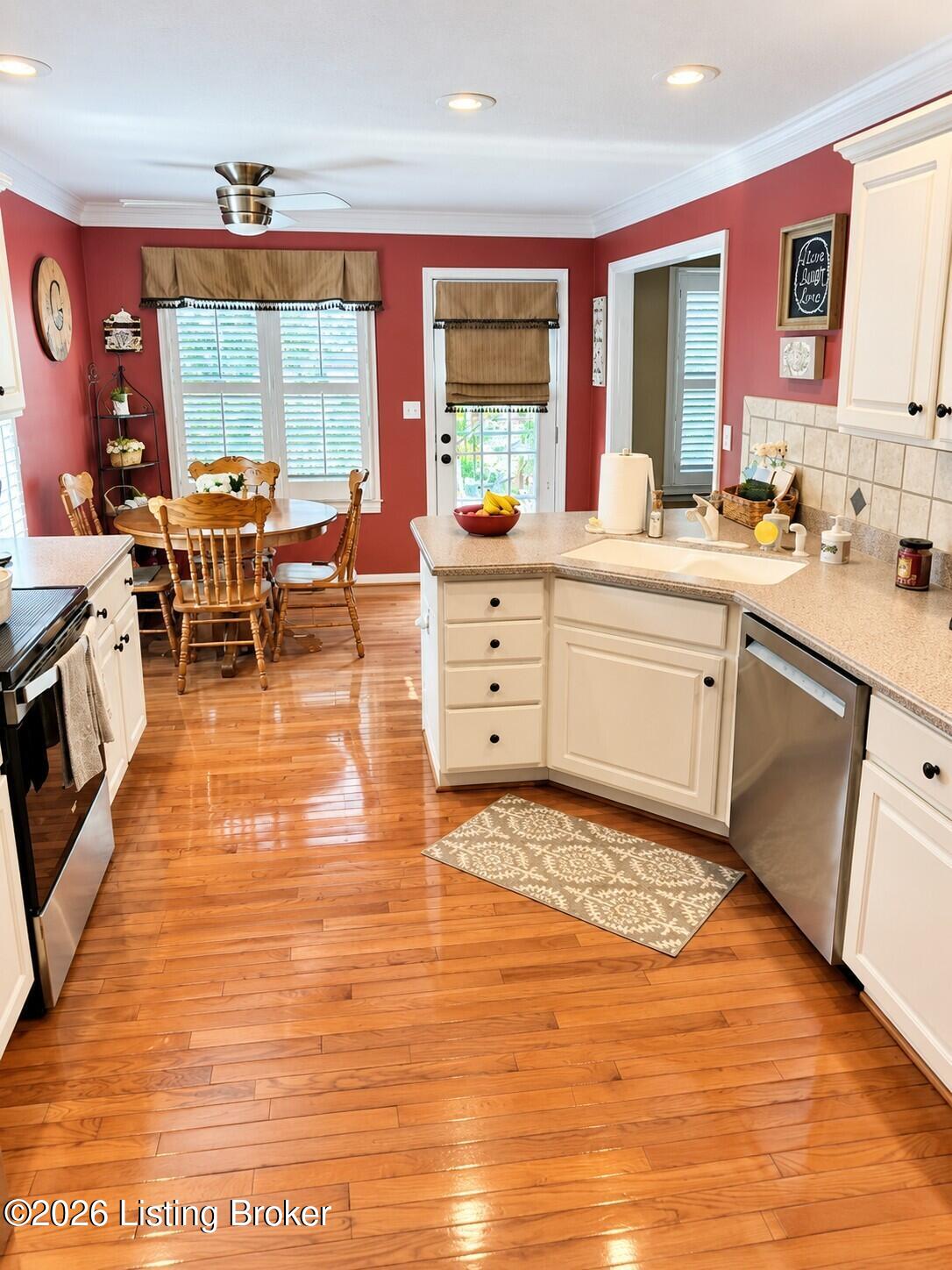 437 Seneca Rd Property Photo 9