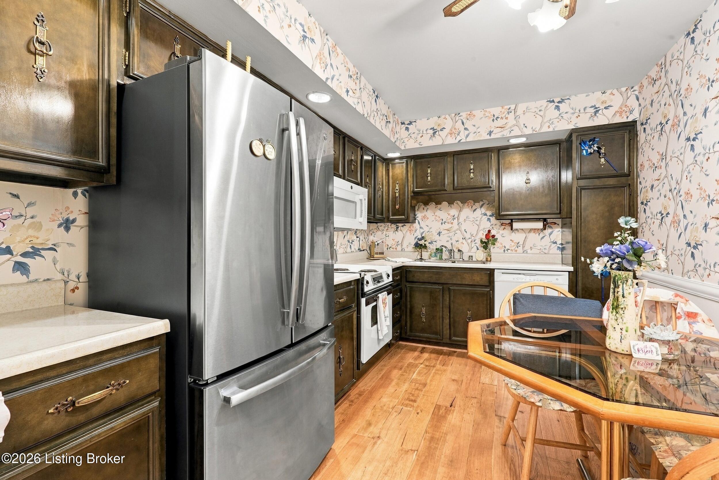 4825 Sherburn Ln 109-b Property Photo 5