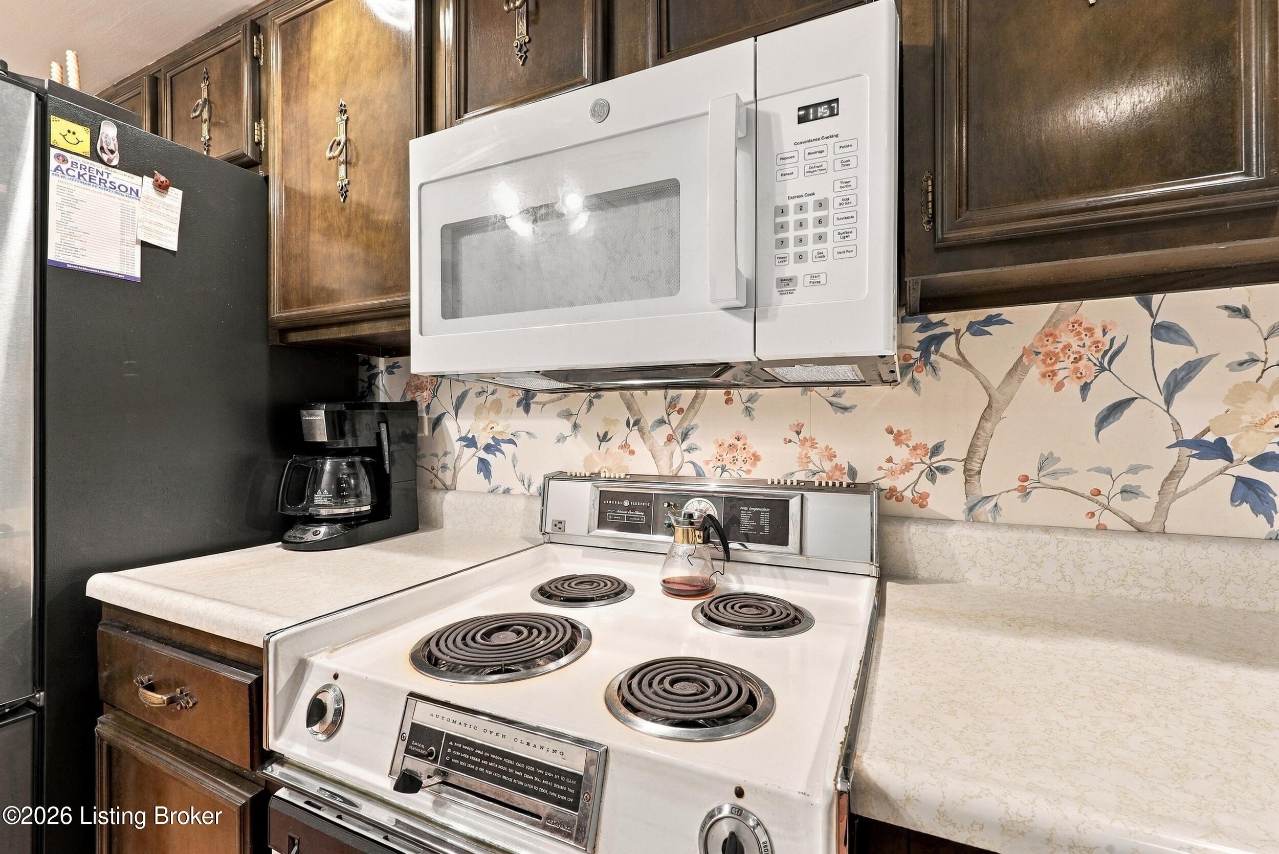 4825 Sherburn Ln 109-b Property Photo 7