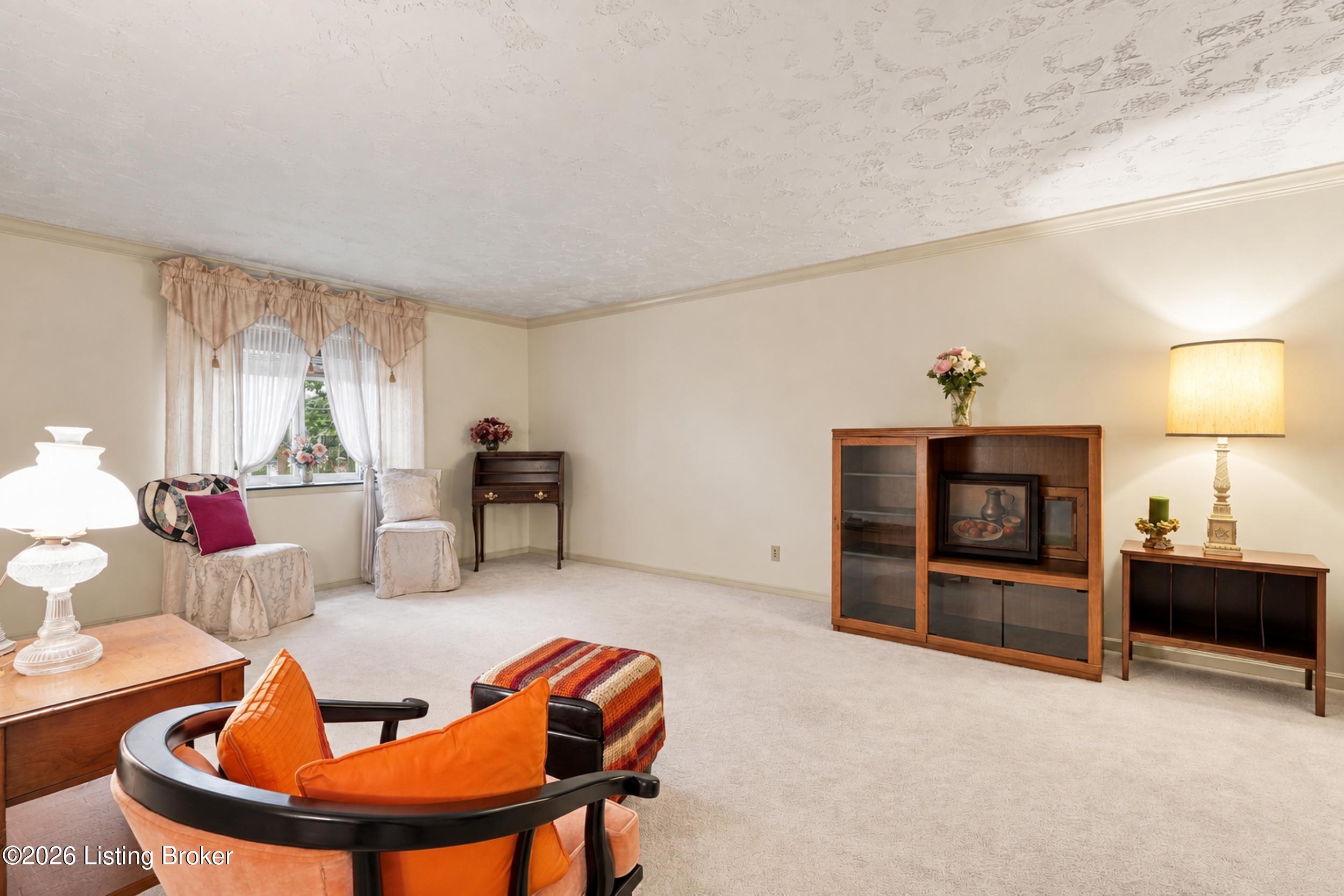 4825 Sherburn Ln 109-b Property Photo 8