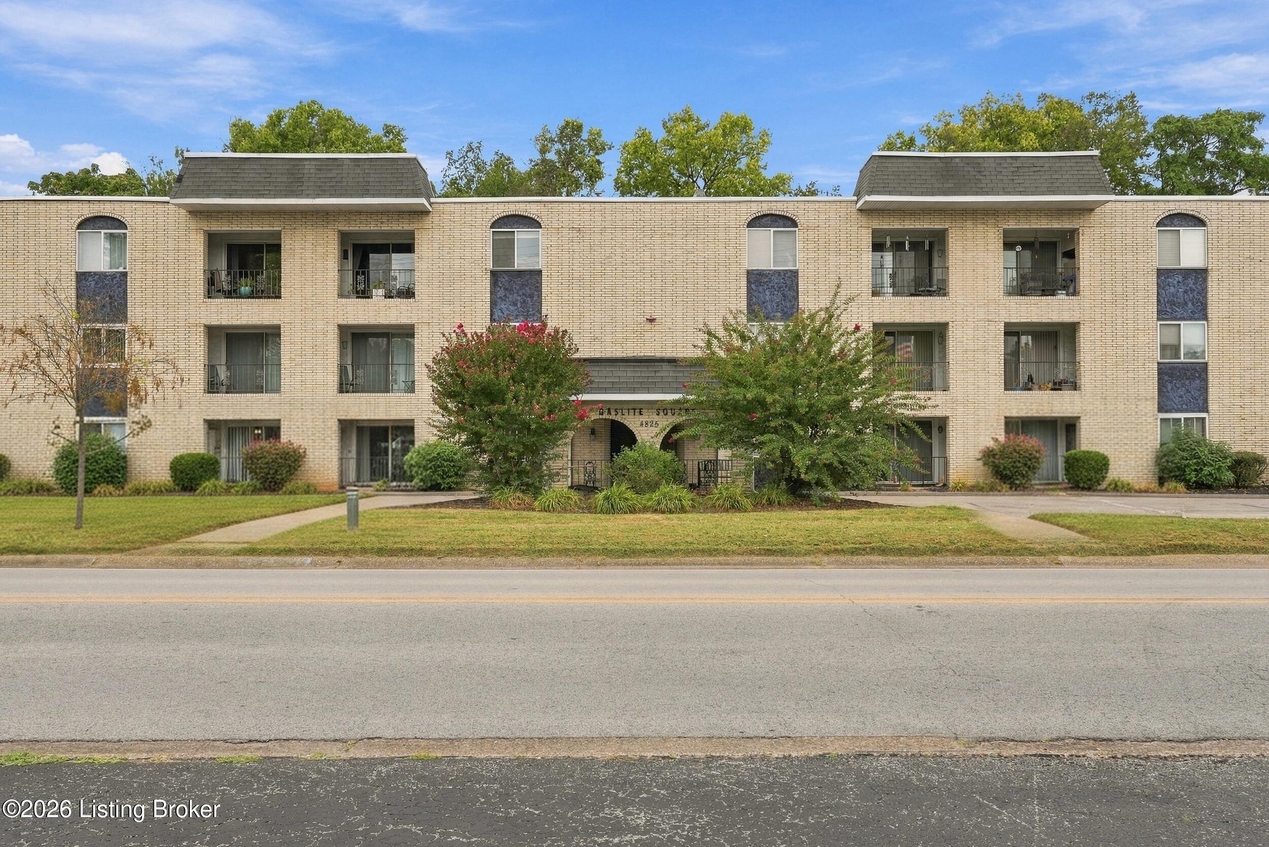 4825 Sherburn Ln 109-b Property Photo 21