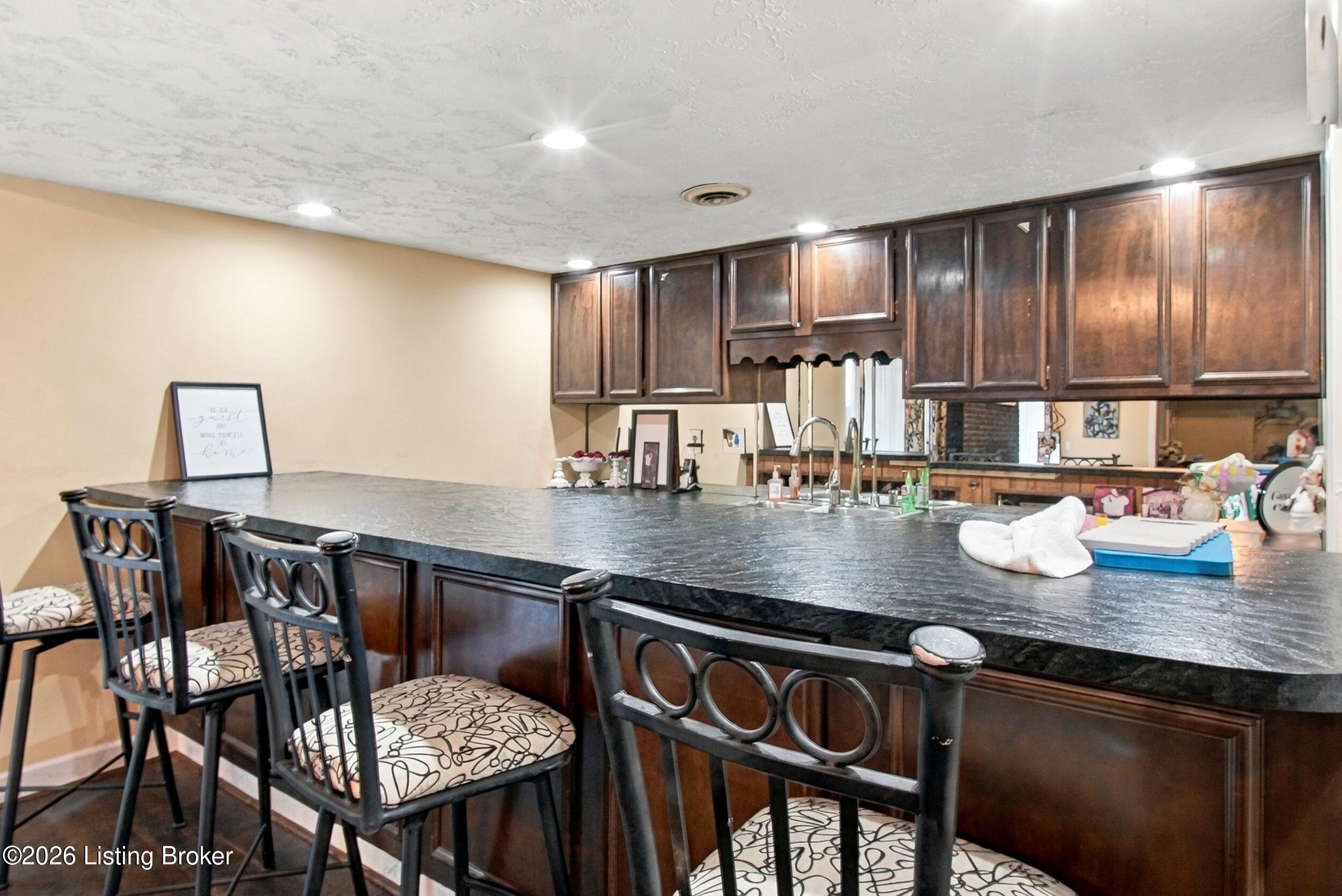 4825 Sherburn Ln 109-b Property Photo 27