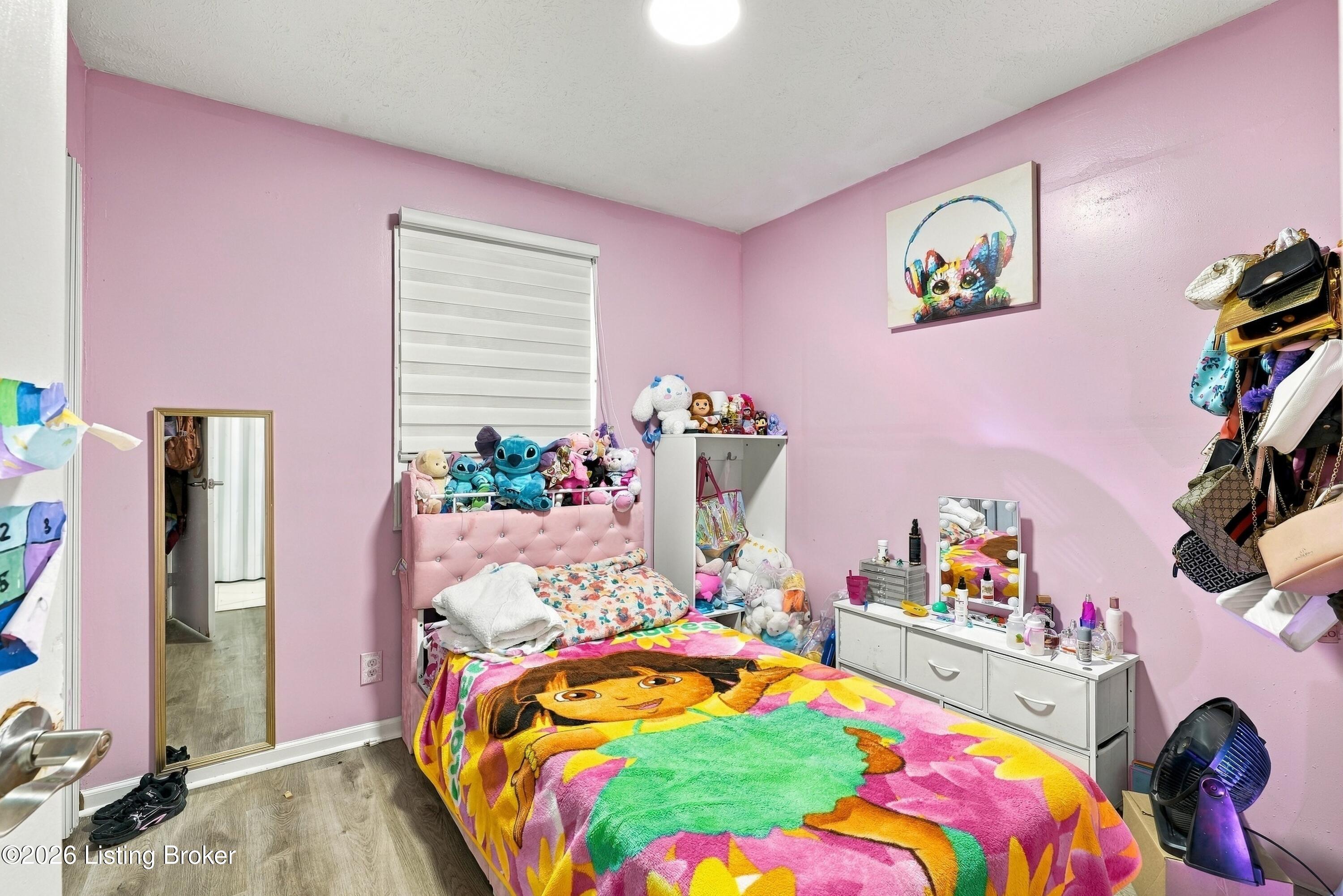 4607 Samara Dr Property Photo 8
